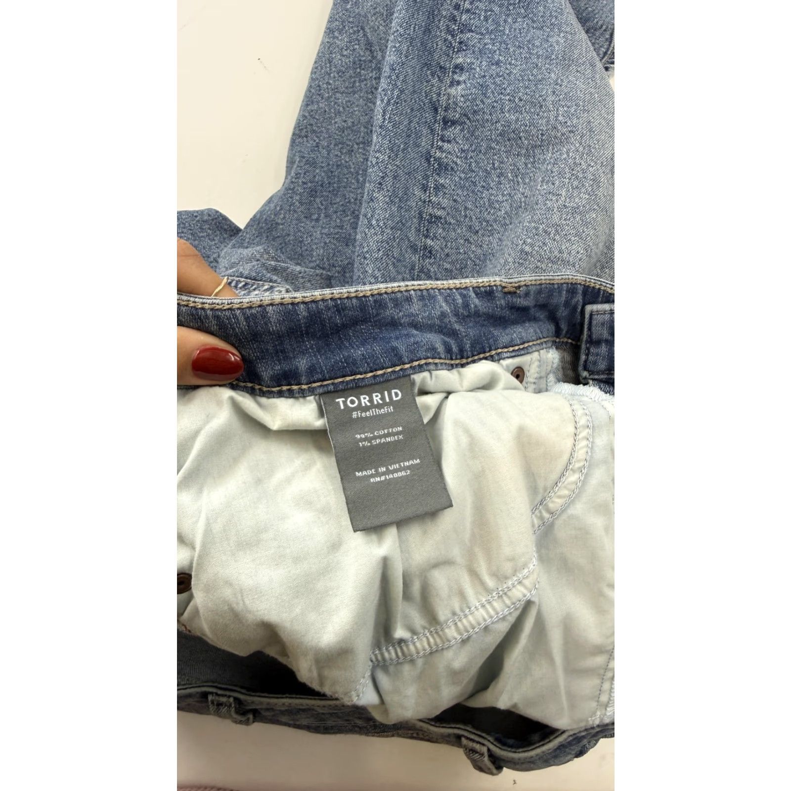Torrid Torrid Jeans Womens 24 Blue High-Rise Ankle Crop Classic Denim Stretch Straight Size 42" / US 20 - 7 Thumbnail