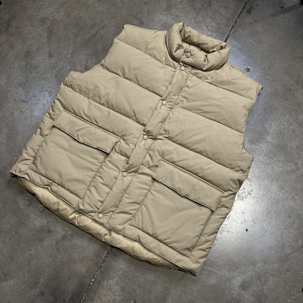Vintage Vintage 90s Puffer Vest Button Up Down Utility Gorpcore Boxy Size US XL / EU 56 / 4 - 2 Thumbnail