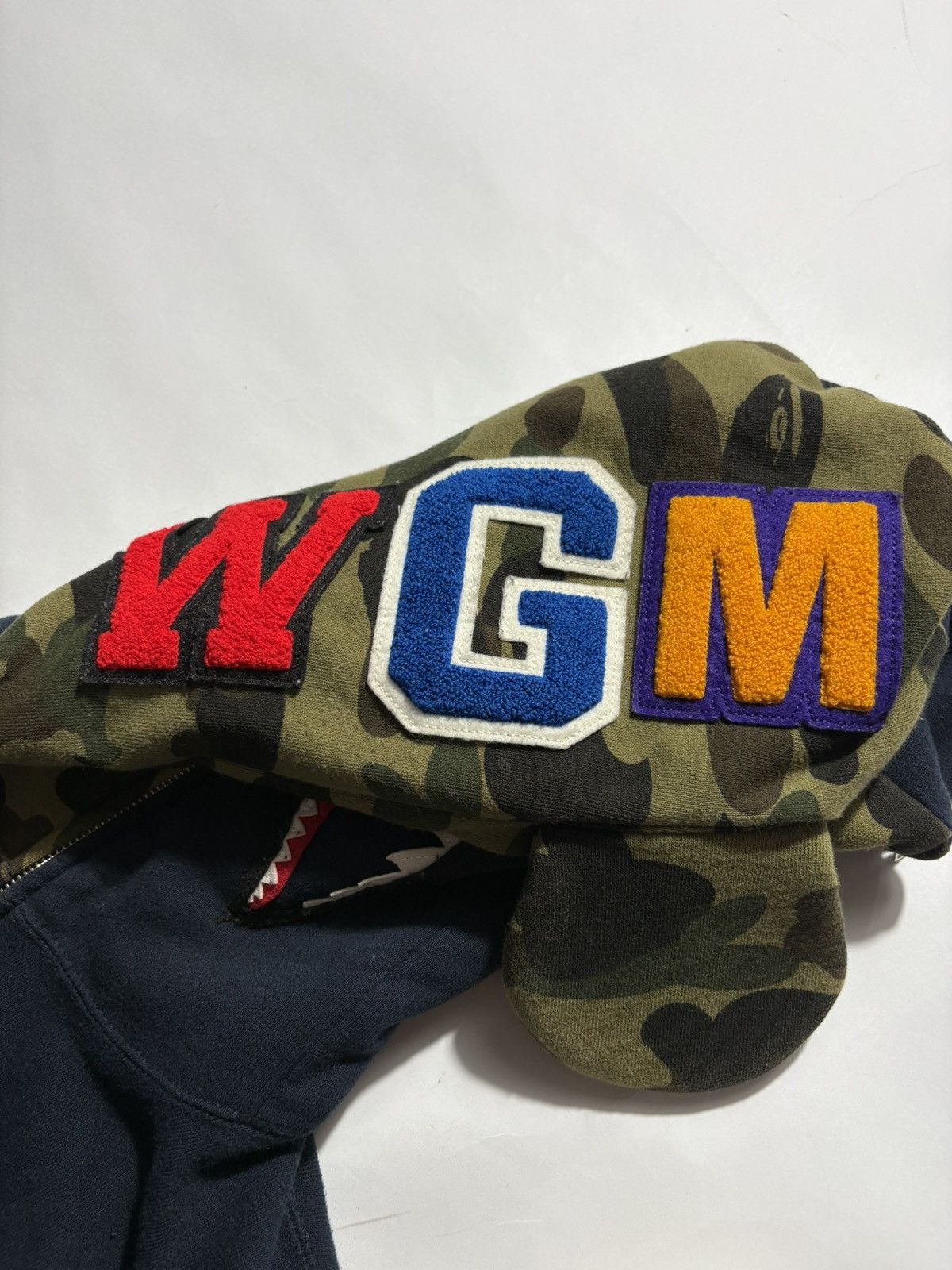 Bape BAPE-BE@RBRICK MEDICOM TOY SHARK FULLZIP JACKET Size US XL / EU 56 / 4 - 3 Thumbnail