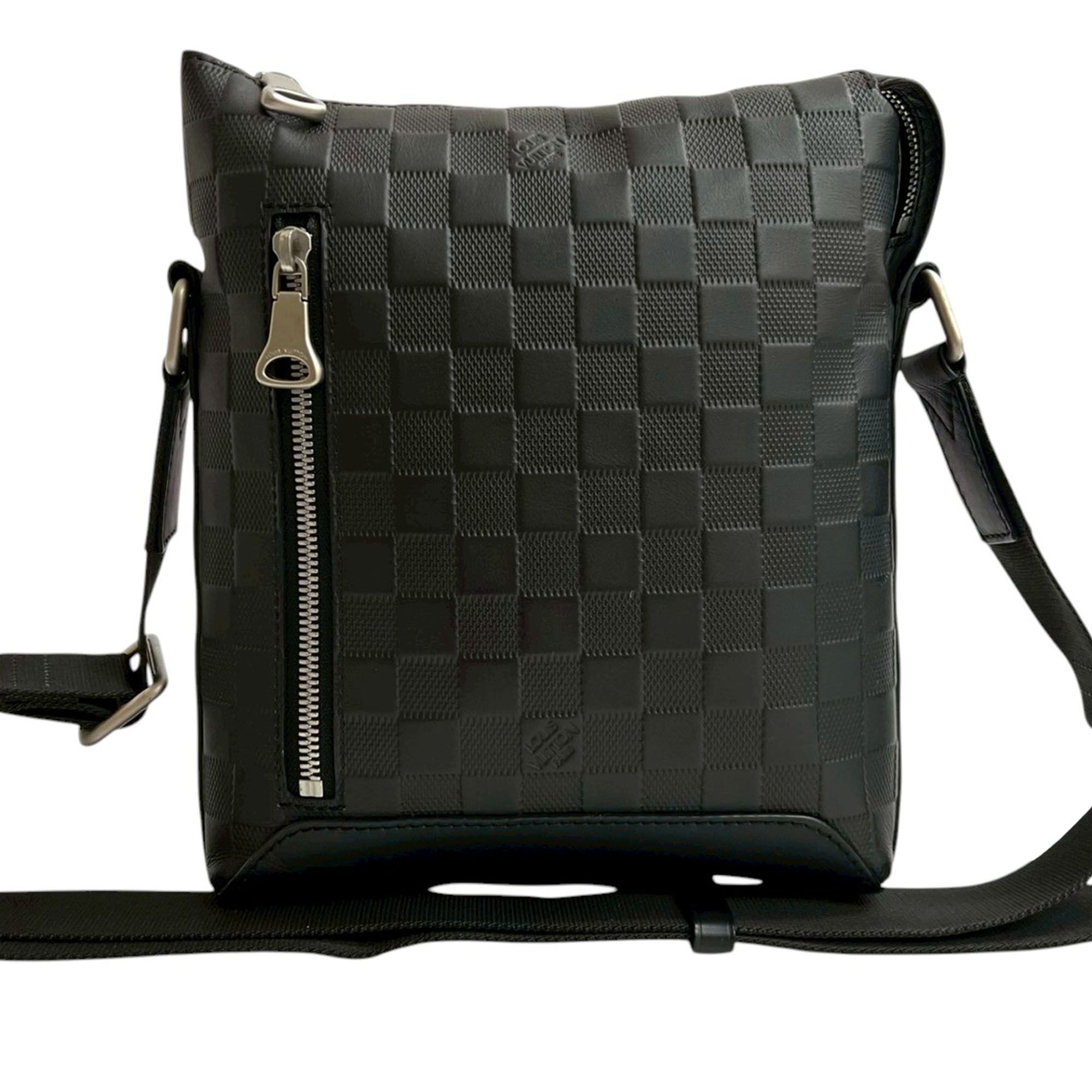 Louis Vuitton Louis Vuitton Damier Infini Discovery Messenger BB Size ONE SIZE - 1 Thumbnail