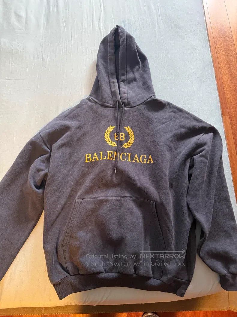 Balenciaga Balenciaga Navy Blue Wheat Hoodie Size US XS / EU 42 / 0 - 1 Thumbnail