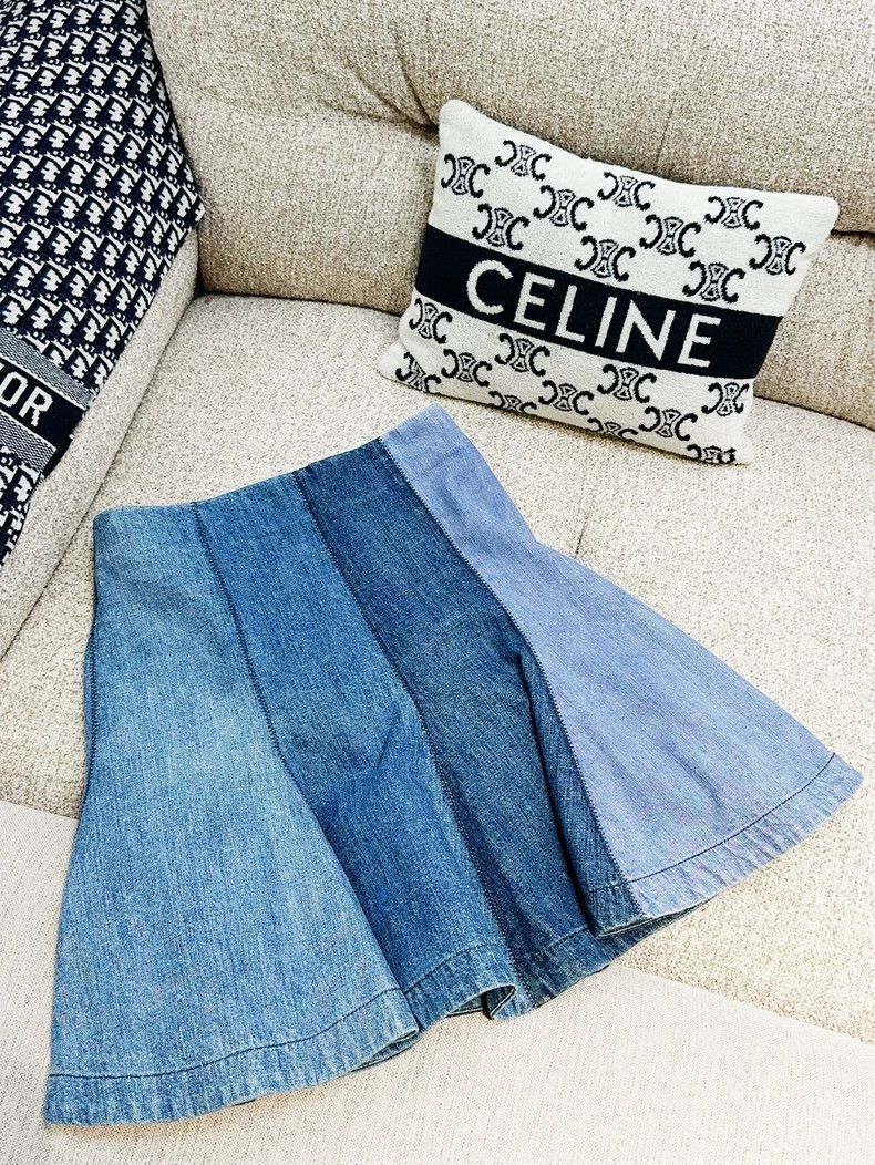 Dior Dior Gradient denim stitching skirt Size 26" / US 2 / IT 38 - 2 Thumbnail