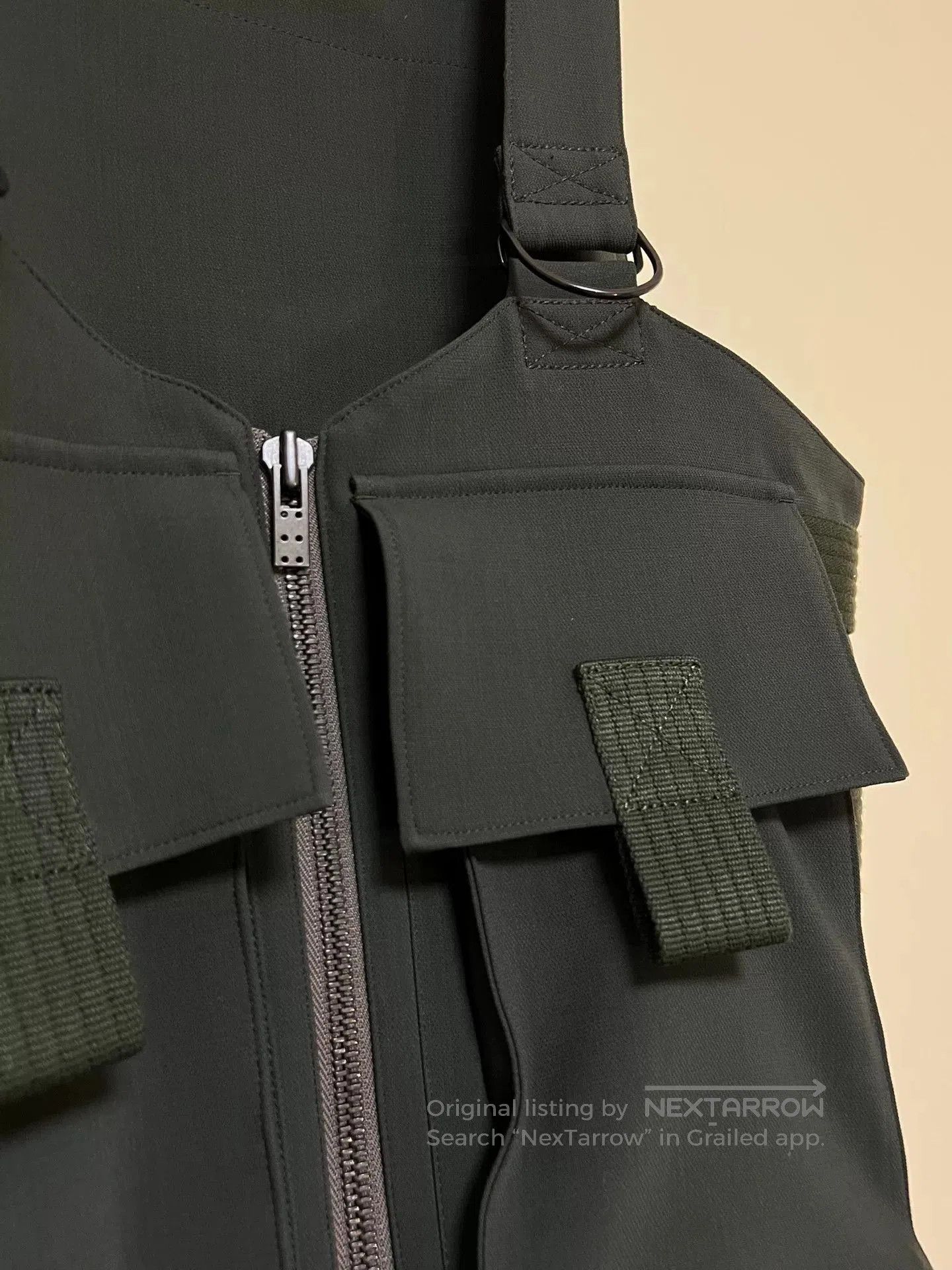 Devoa Stylish Tactical Vest for Versatile Outfits. Size US M / EU 48-50 / 2 - 3 Thumbnail