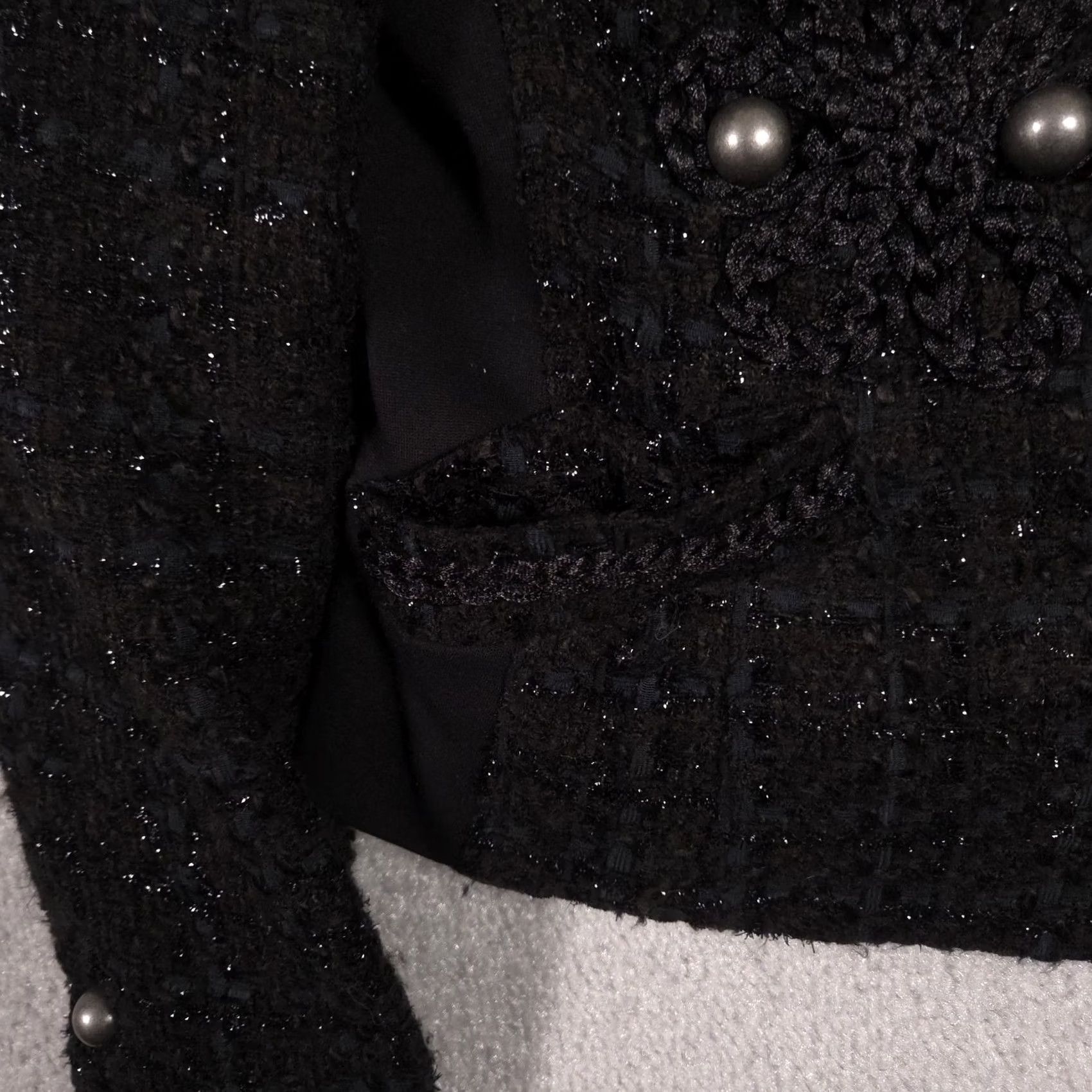 Express VINTAGE Express Blazer Womens Small Black Tweed Pearl Button Embellished Cropped Jacket Size S / US 4 / IT 40 - 7 Thumbnail