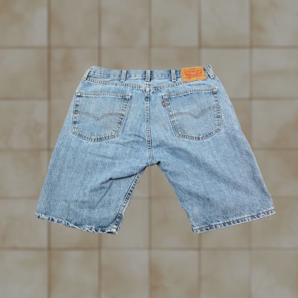 Levi's VINTAGE Levi's 505 Shorts Mens Bermuda Denim Blue 90s Jeans Jorts 38 Regular 5-Pocket Mens Shorts Blue Denim Vintage 90s Levi's Mens Shorts Size US 38 / EU 54 - 1 Thumbnail