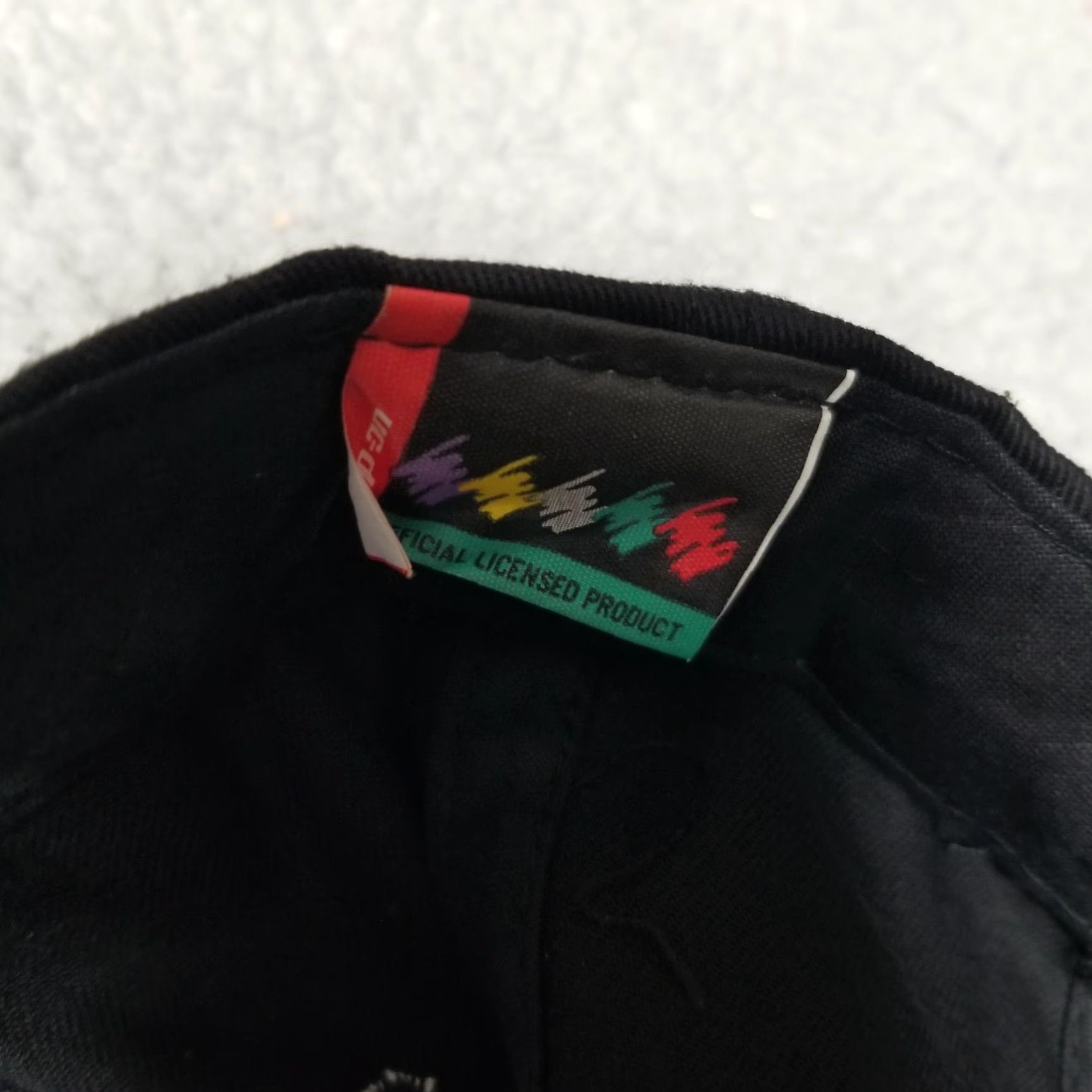 Vintage SNAP-ON Snapback Hat Cap Black Red Gold Zigzag Embroidered Logo Adjustable Mens Size ONE SIZE - 5 Thumbnail