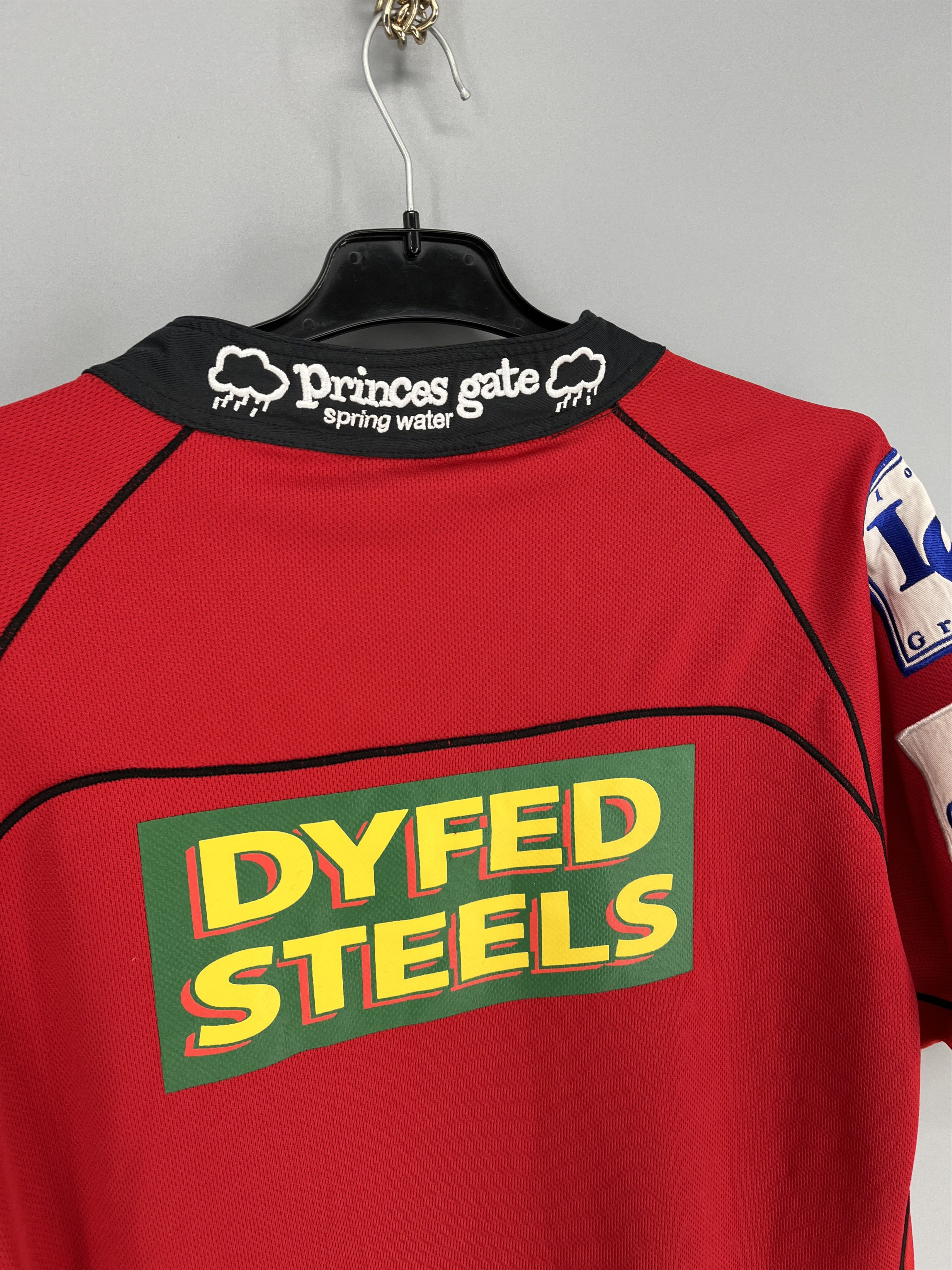 Vintage Llanelli Scarlets Rugby Home Shirt 2007/2008 - Kooga Size XL Size US XL / EU 56 / 4 - 13 Thumbnail