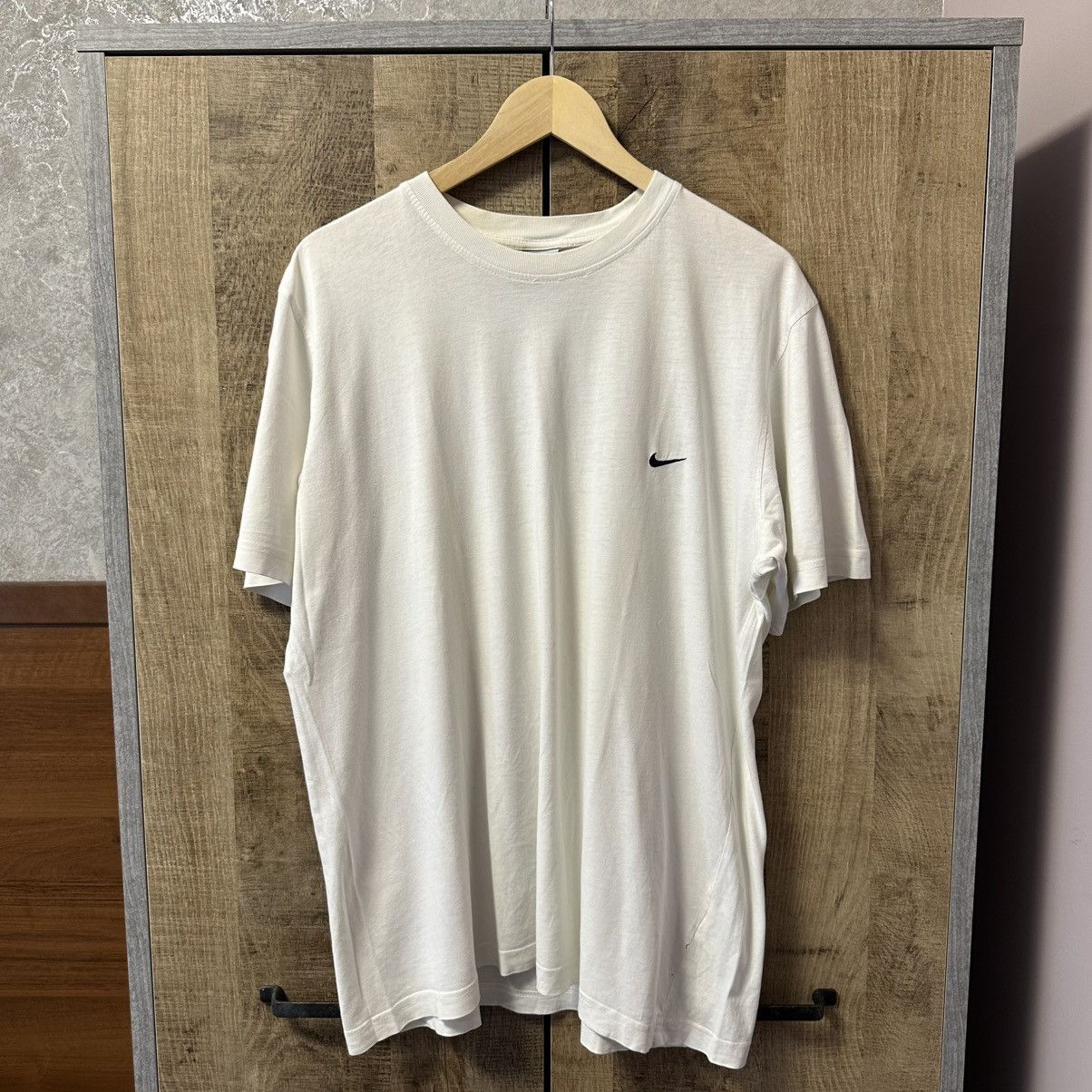 Japanese Brand × Nike Vintage Nike T-shirts 90s Y2K Small Logo USA Basic Fit Size US L / EU 52-54 / 3 - 1 Thumbnail