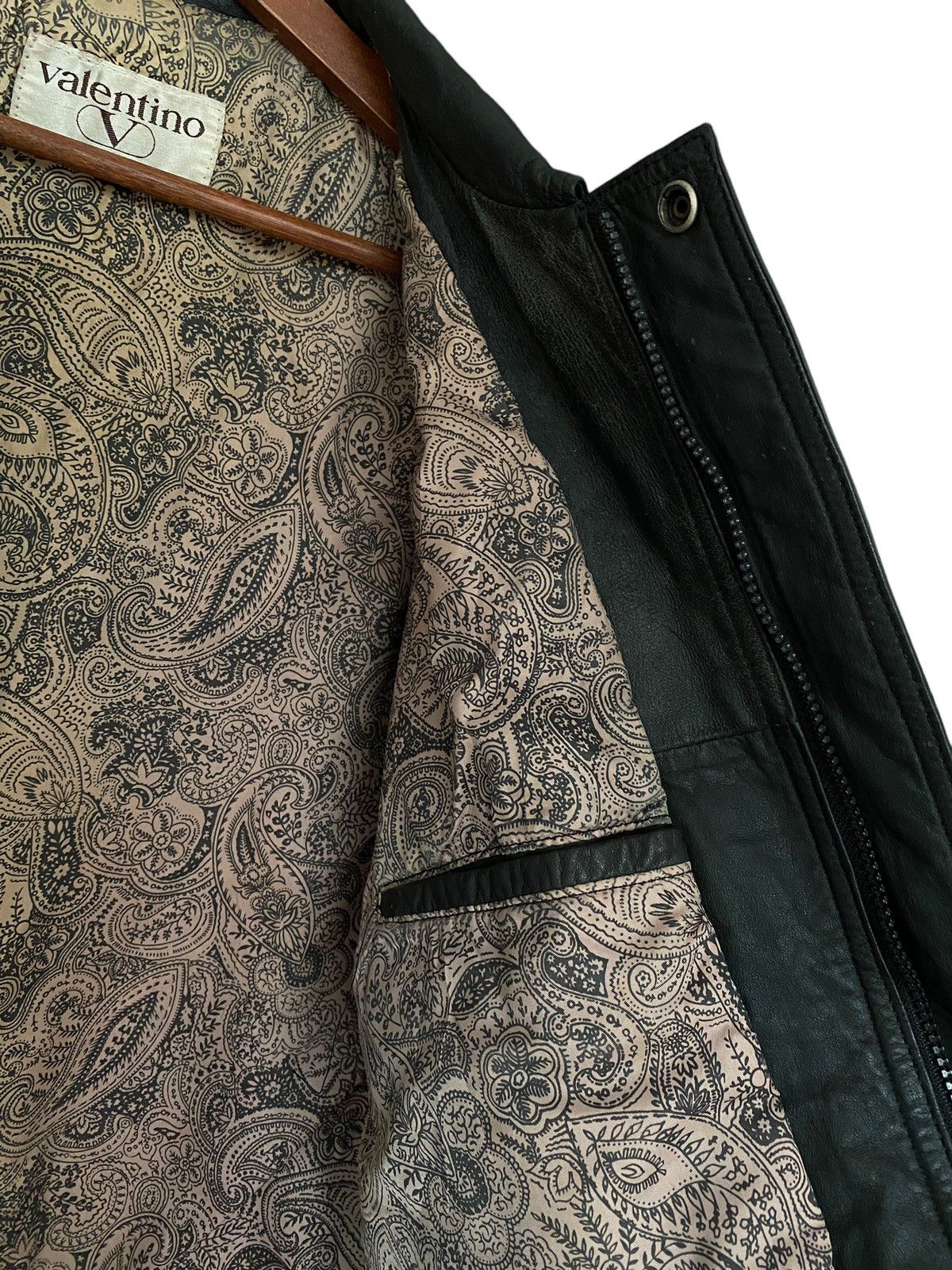 Valentino Vintage Valentino Uomo Leather Jacket 1990s Size US M / EU 48-50 / 2 - 9 Thumbnail