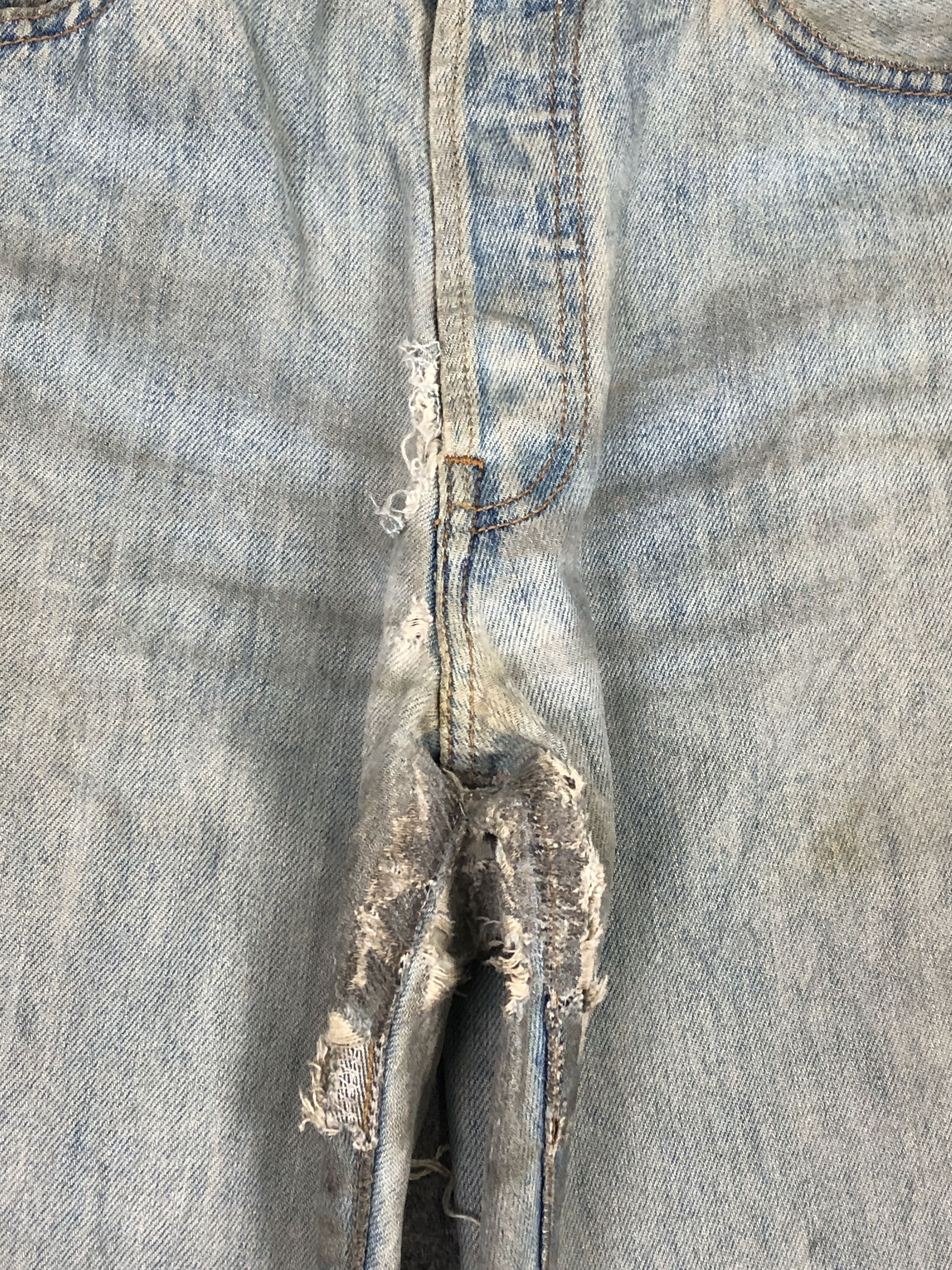 Levi's Distressed Vintage Levis 501 Dirty Jeans DP2350 Size US 30 / EU 46 - 7 Thumbnail