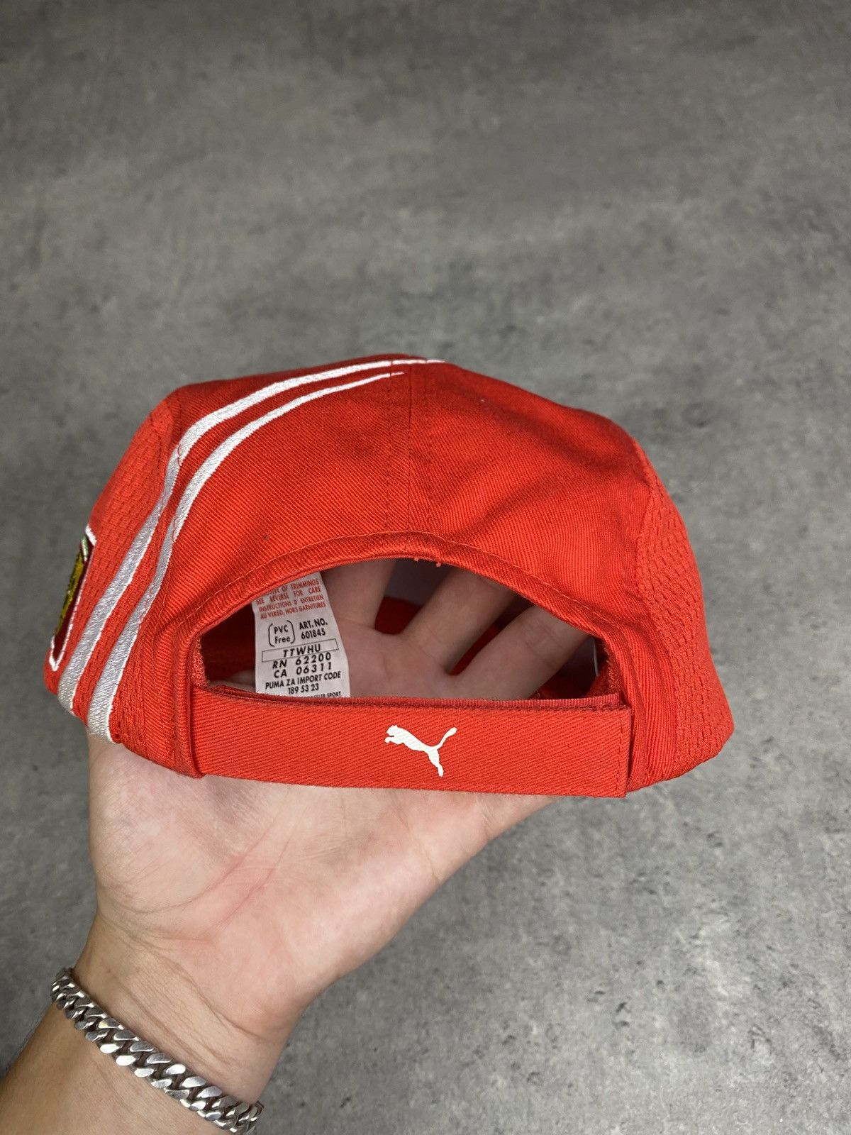 Ferrari × Puma Puma x Ferrari formula 1 red cap mubadala streetwear rare y2 Size ONE SIZE - 3 Thumbnail