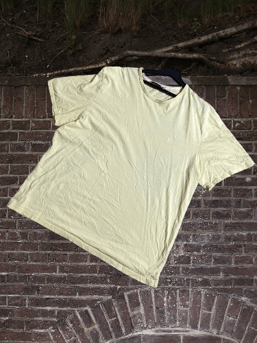 Vintage YVES SAINT LAURENT VINTAGE T-SHIRT MINI LOGO Size US XL / EU 56 / 4 - 1 Thumbnail