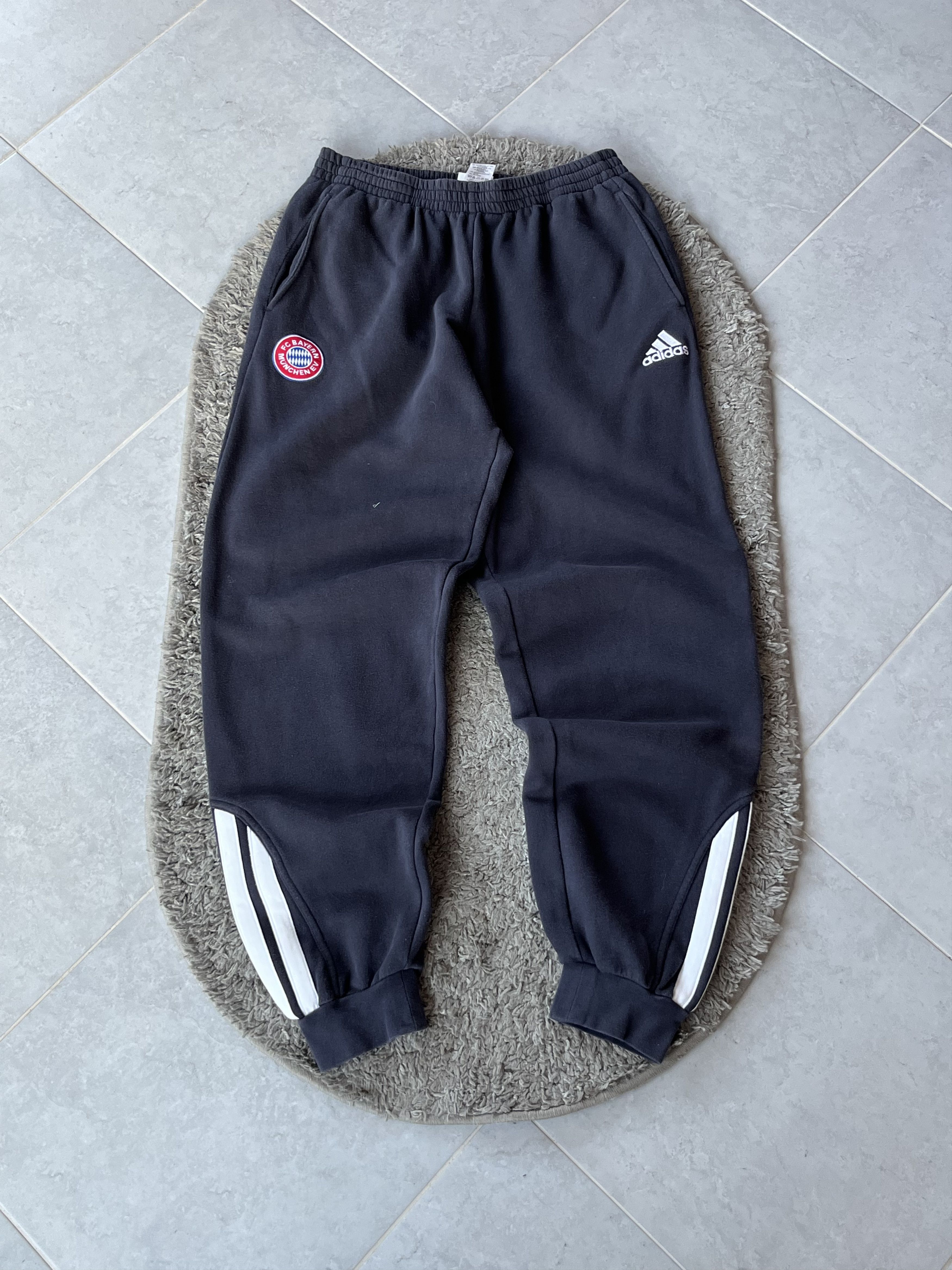 Adidas Vintage Cotton Pants Adidas Soccer Football Bayern Munich Size US 34 / EU 50 - 1 Thumbnail