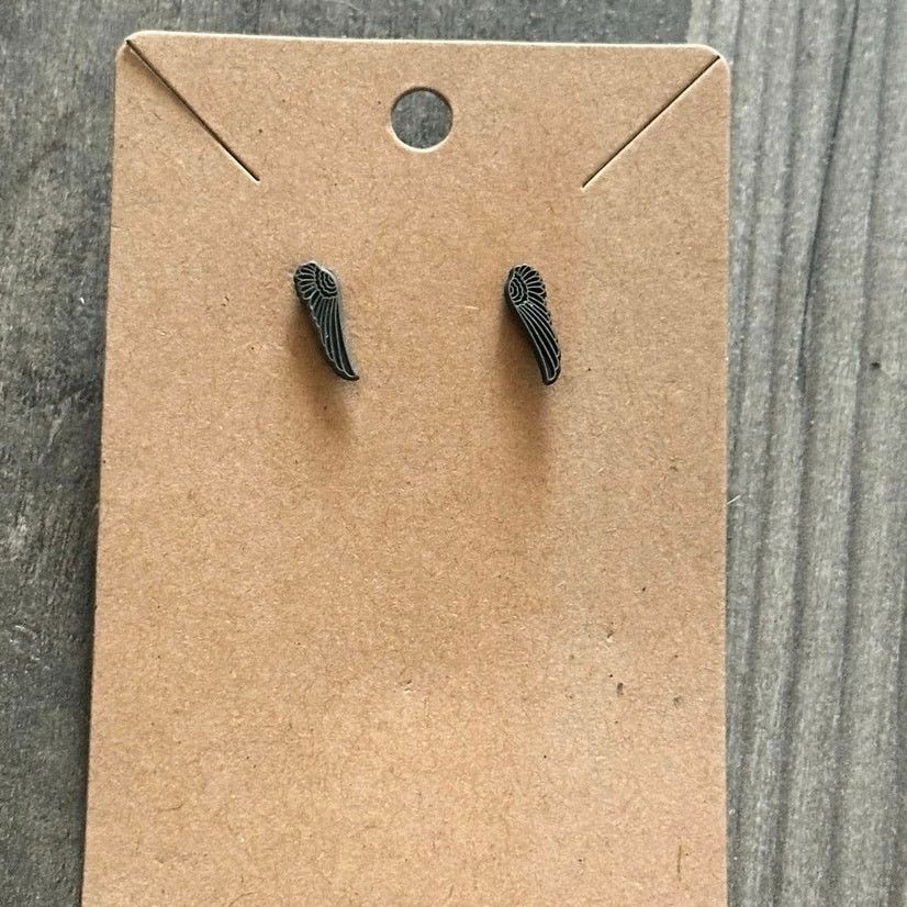 Other doctor who silver gray wings stud earrings Size ONE SIZE - 1 Thumbnail