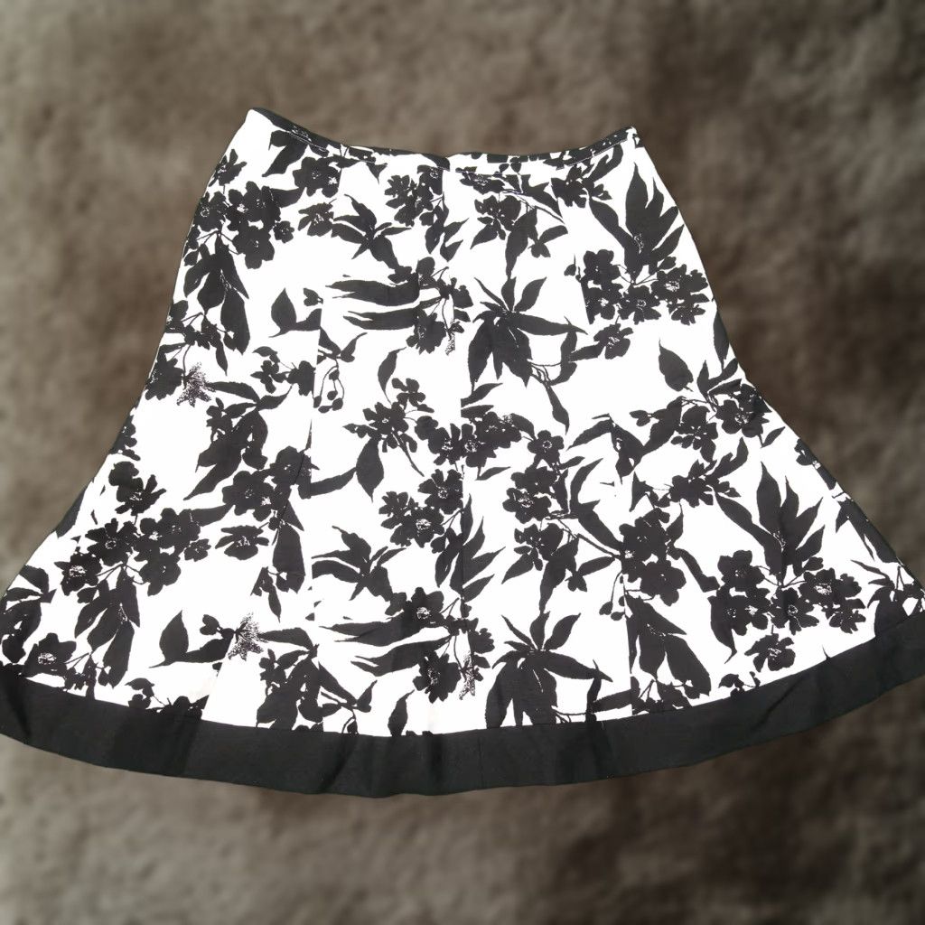 Ann Taylor Petites Black White Floral Linen Rayon Skirt Womens 10P New! in Red (Size 32)