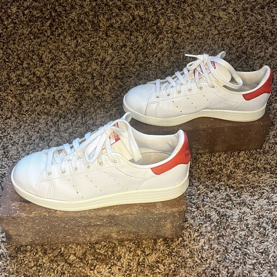 Adidas adidas Stan Smith Leather Trainer Shoes Off White/Red Mens 5 Size US 6.5 / IT 36.5 - 4 Thumbnail