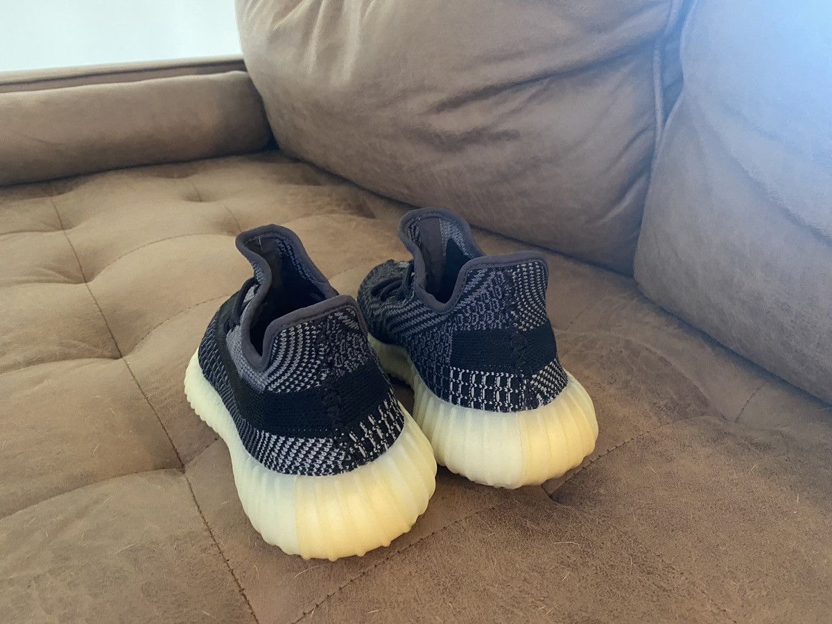 adidas Yeezy Boost 350 V2 Low Carbon
