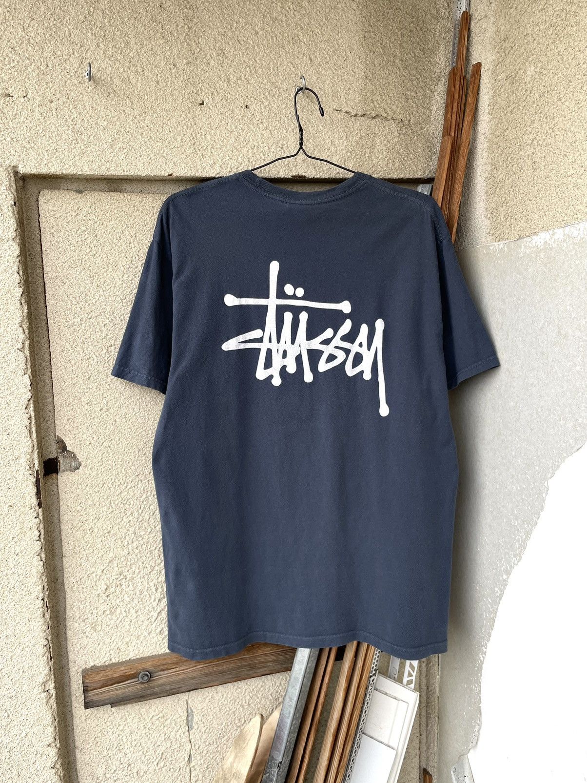 Stussy Vintage Y2K Stussy Big Logo Faded Navy Blue T-Shirt Size L Size US L / EU 52-54 / 3 - 1 Thumbnail