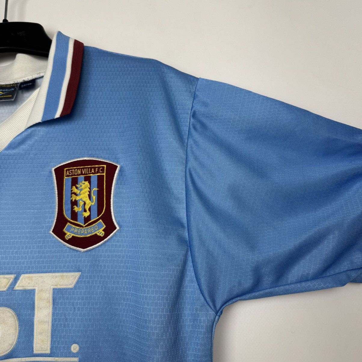 Reebok ASTON VILLA 1997 1998 AWAY FOOTBALL SHIRT SOCCER JERSEY Size US S / EU 44-46 / 1 - 14 Thumbnail