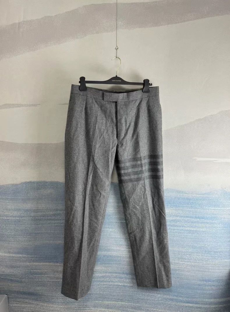 Thom Browne Thom Browne size3 Gray four-barrel wool trousers Size 34R - 1 Thumbnail
