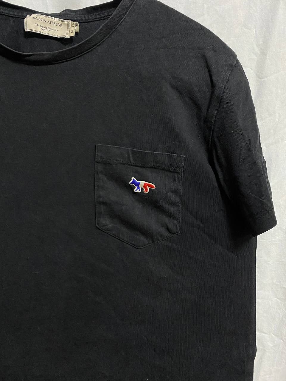 Maison Kitsune 👕 Maison Kitsuné Fox Patch Pocket T-Shirt Size US M / EU 48-50 / 2 - 2 Thumbnail