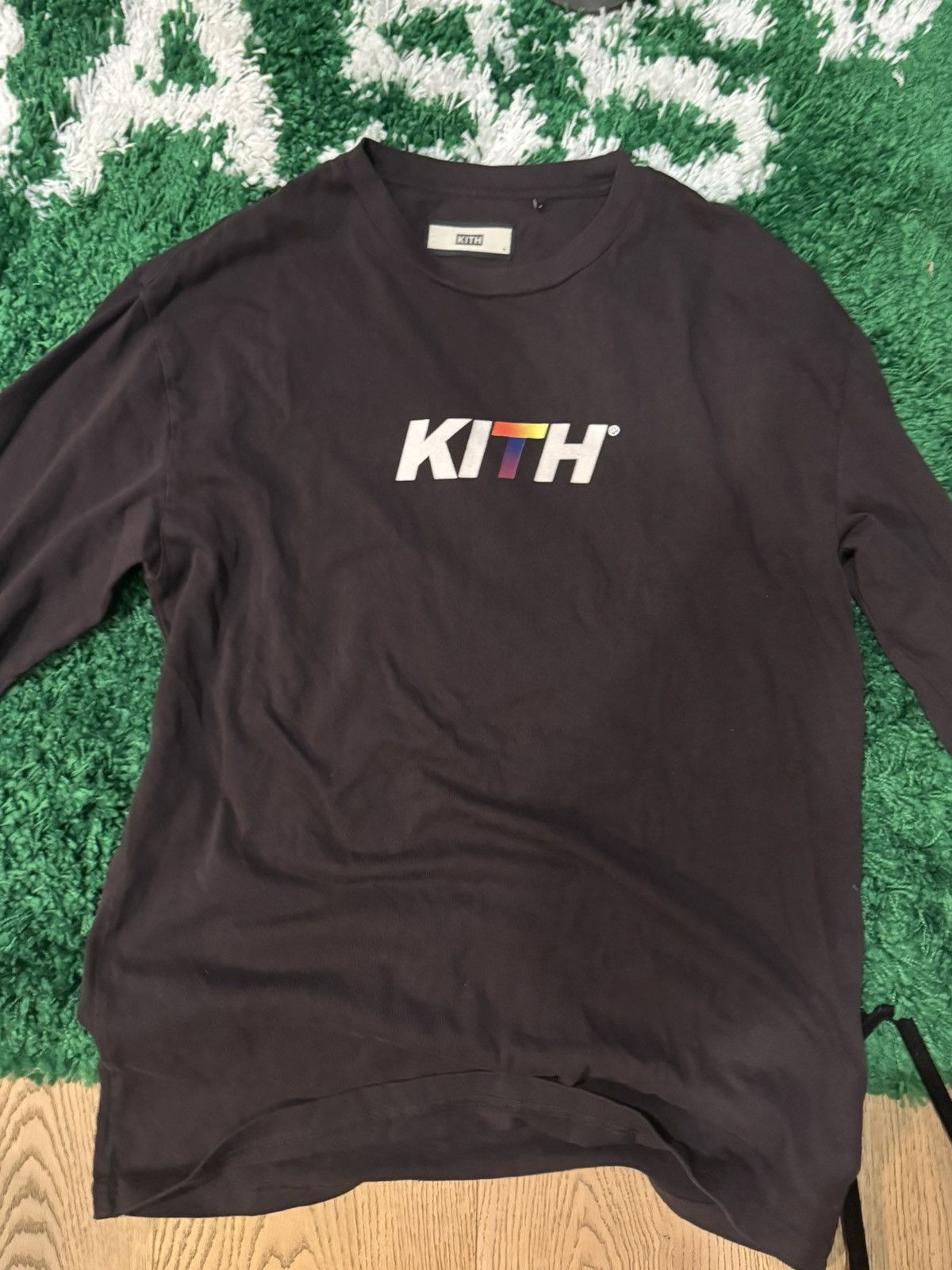 Kith Kith L/S Crinkle Nylon Johnson Crewneck Size M | Grailed