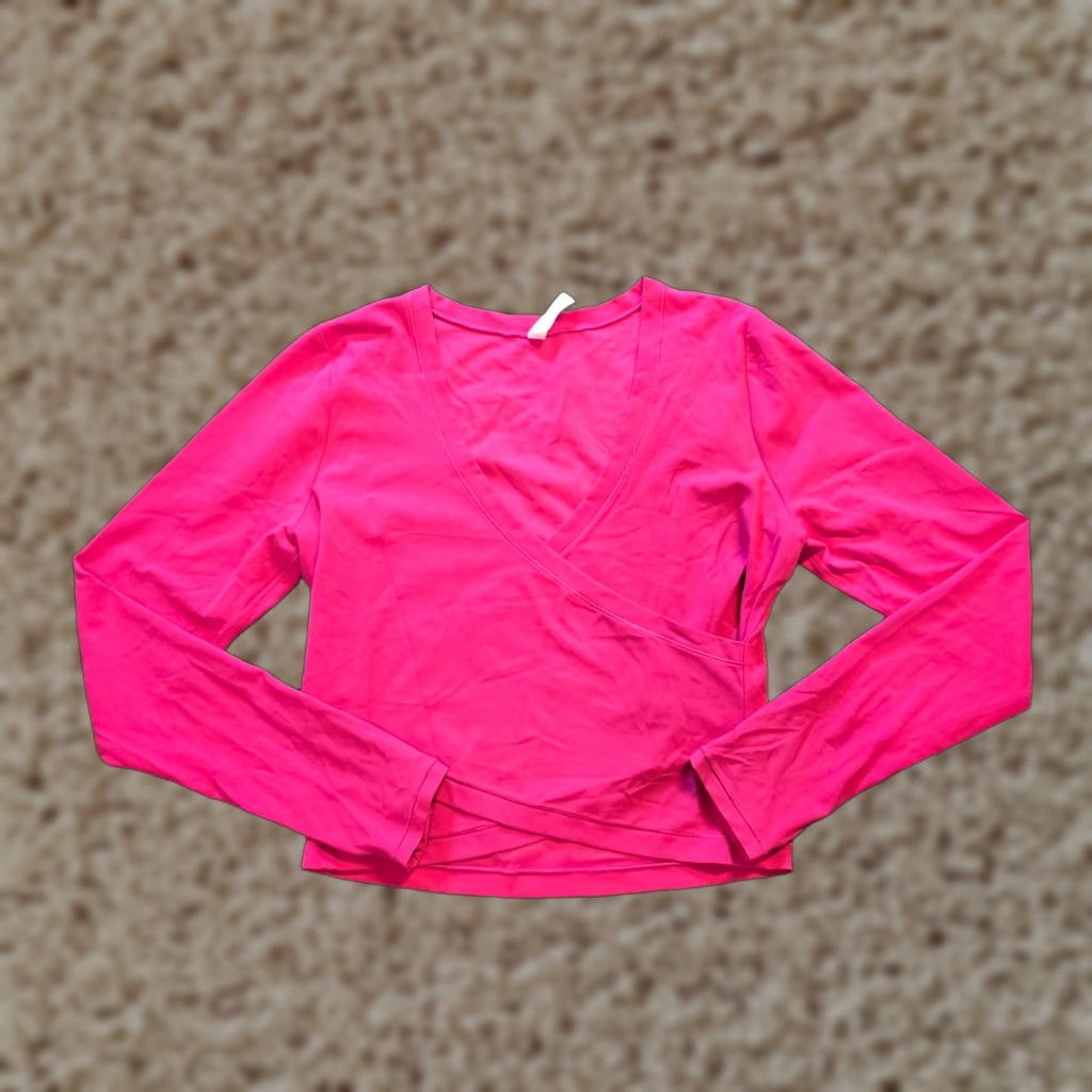 Athleta Athleta Top Women L Pink V Neck Cropped Long Sleeve Performance Workout Shirt Size L / US 10 / IT 46 - 1 Thumbnail