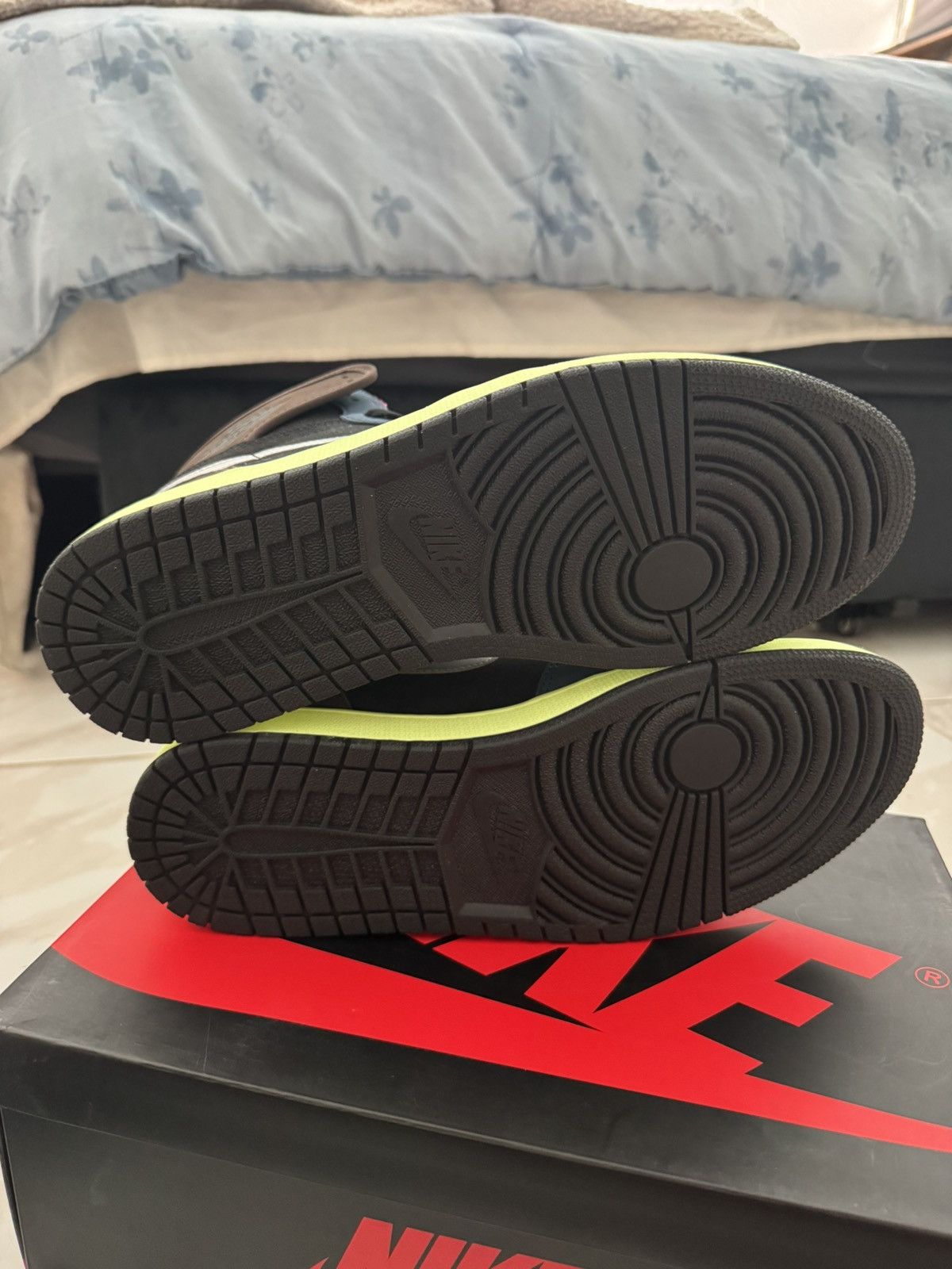 Jordan Brand Jordan 1 Tokyo Bio Hack Size 12 Worn 1x OG Box Size US 12 / EU 45 - 7 Thumbnail
