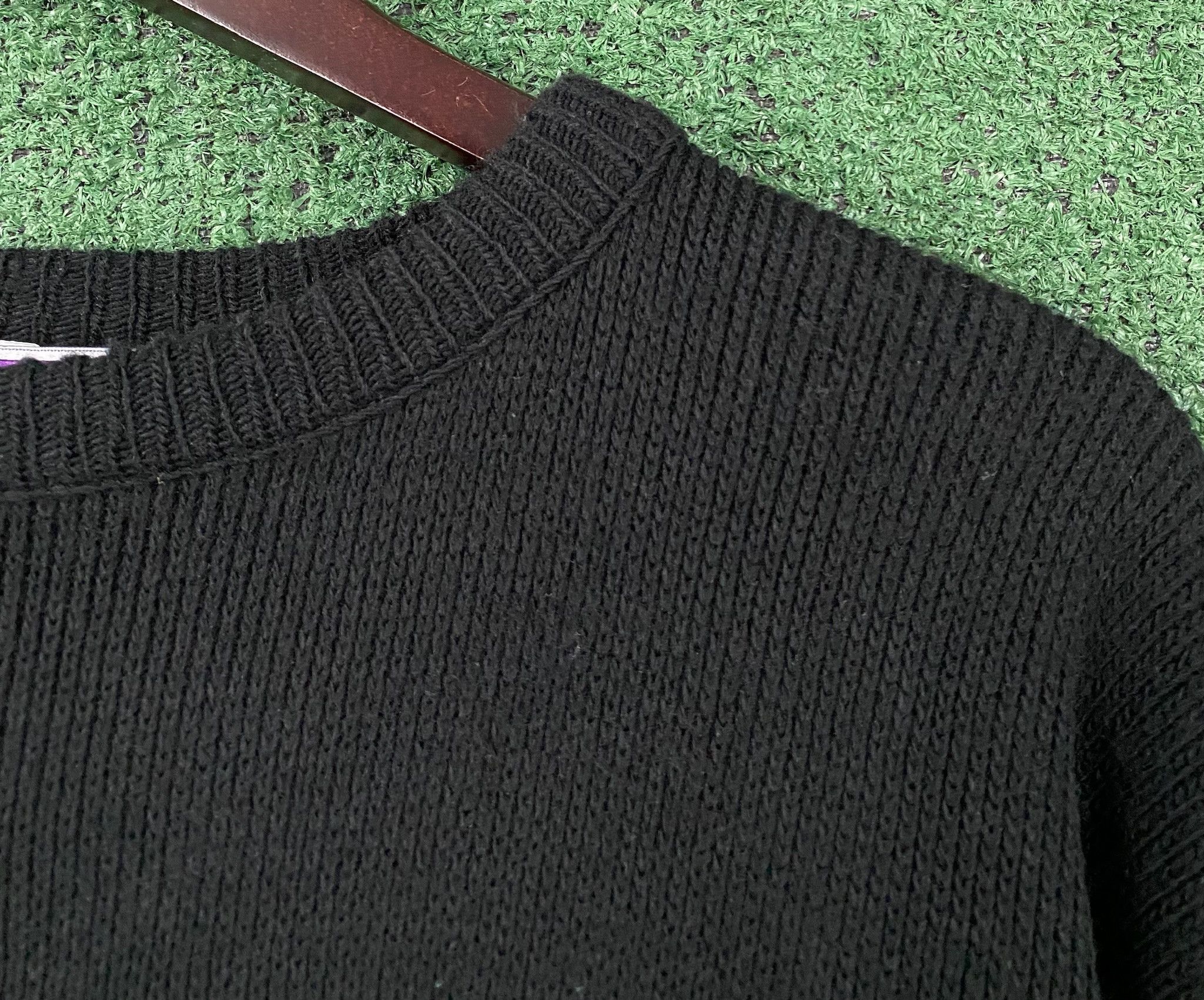 Vintage 80’s Sweater Graphix Black & Grey Patterned Sweater Large Size US L / EU 52-54 / 3 - 7 Thumbnail