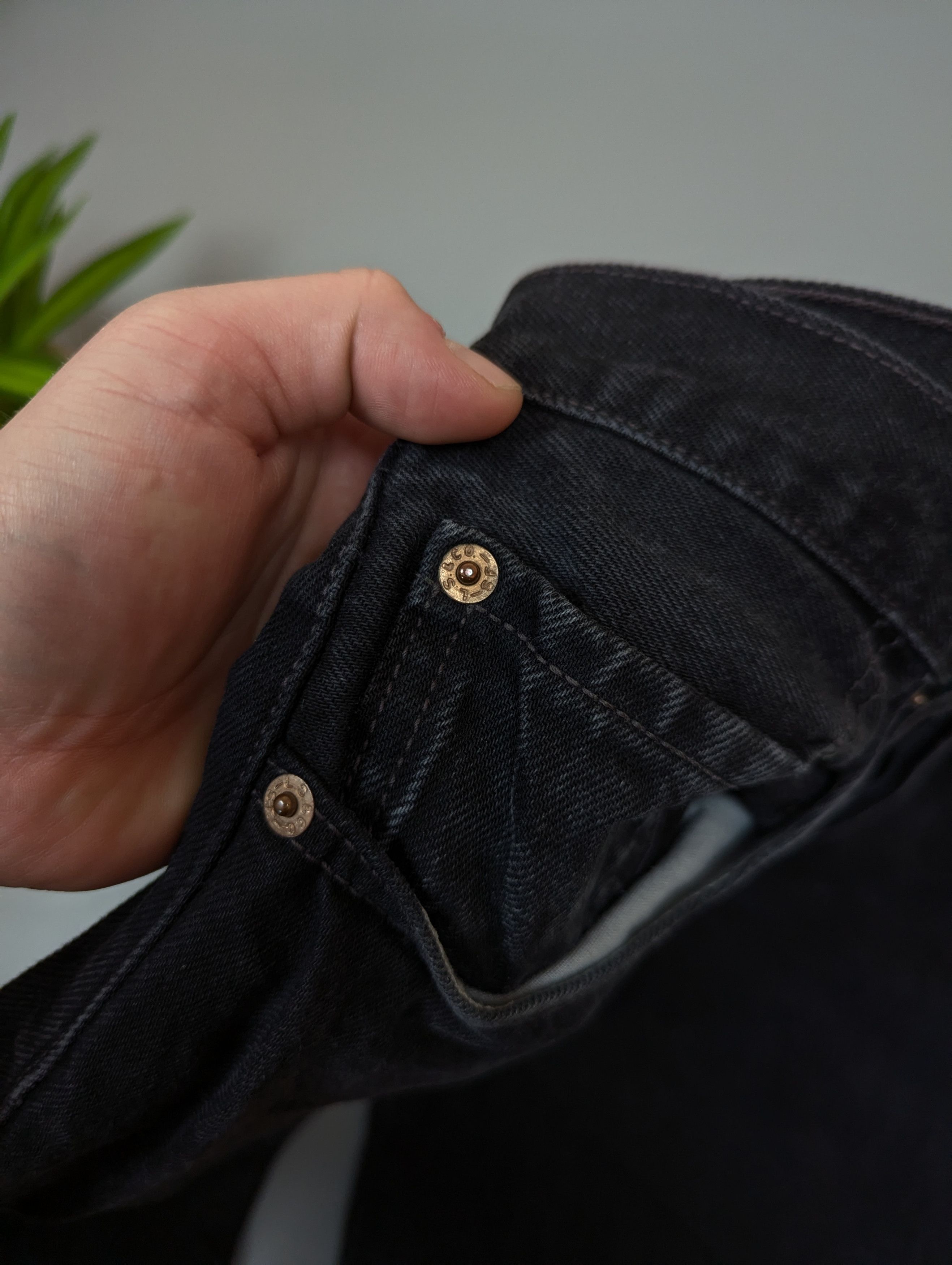 Levi's Vintage Levi's 501 Black Distressed Jeans W31 L34 Faded Size US 31 - 9 Thumbnail