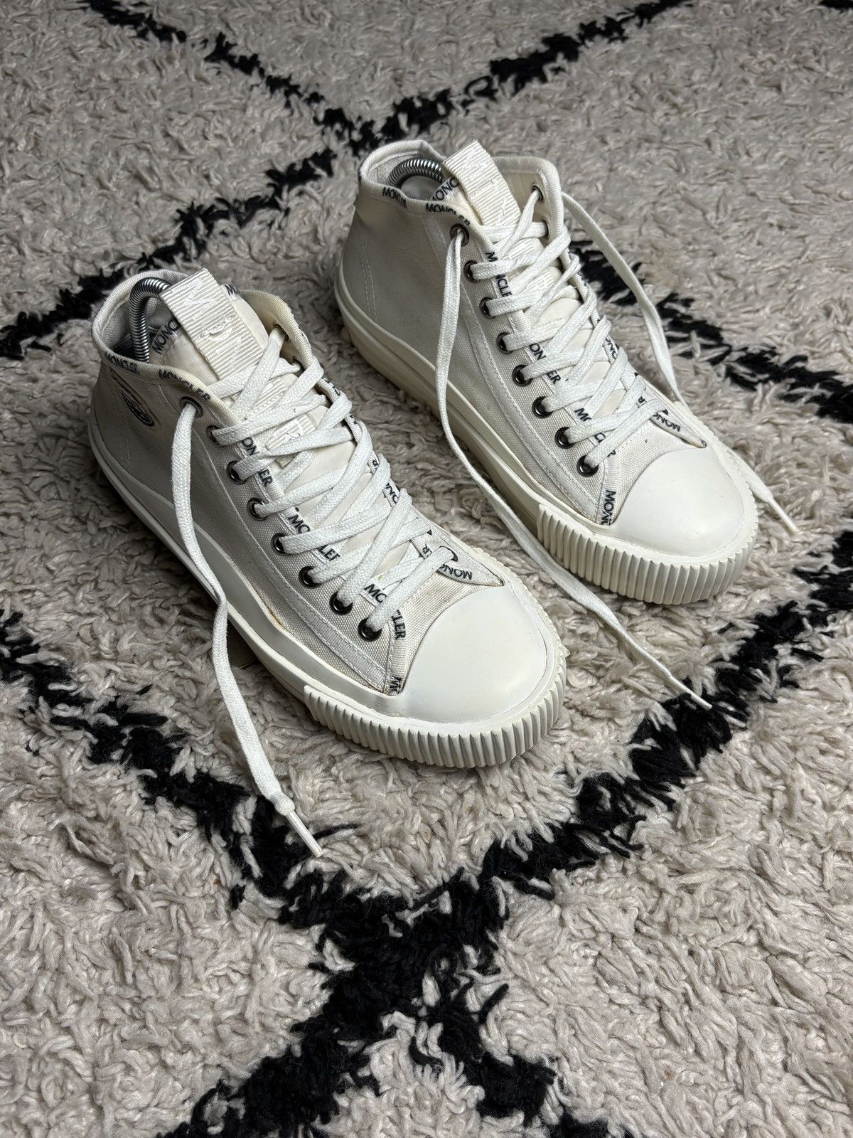 Moncler Moncler Lissex High Top Sneakers Shoes Vintage Size US 7 / IT 37 - 6 Thumbnail