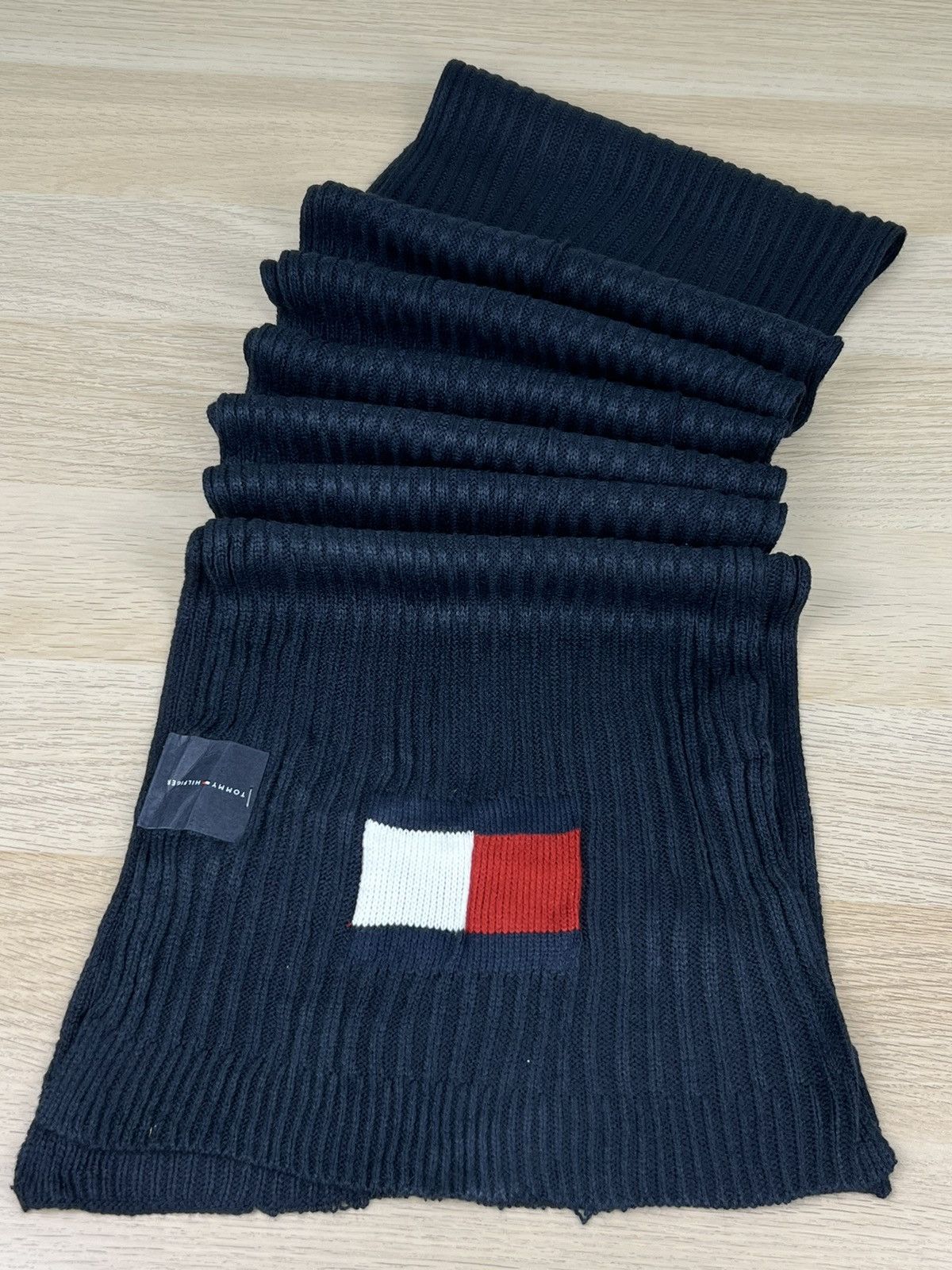 Tommy Hilfiger Tommy Hilfiger Scarf / Muffler / Neckwear M050 Size ONE SIZE - 4 Thumbnail