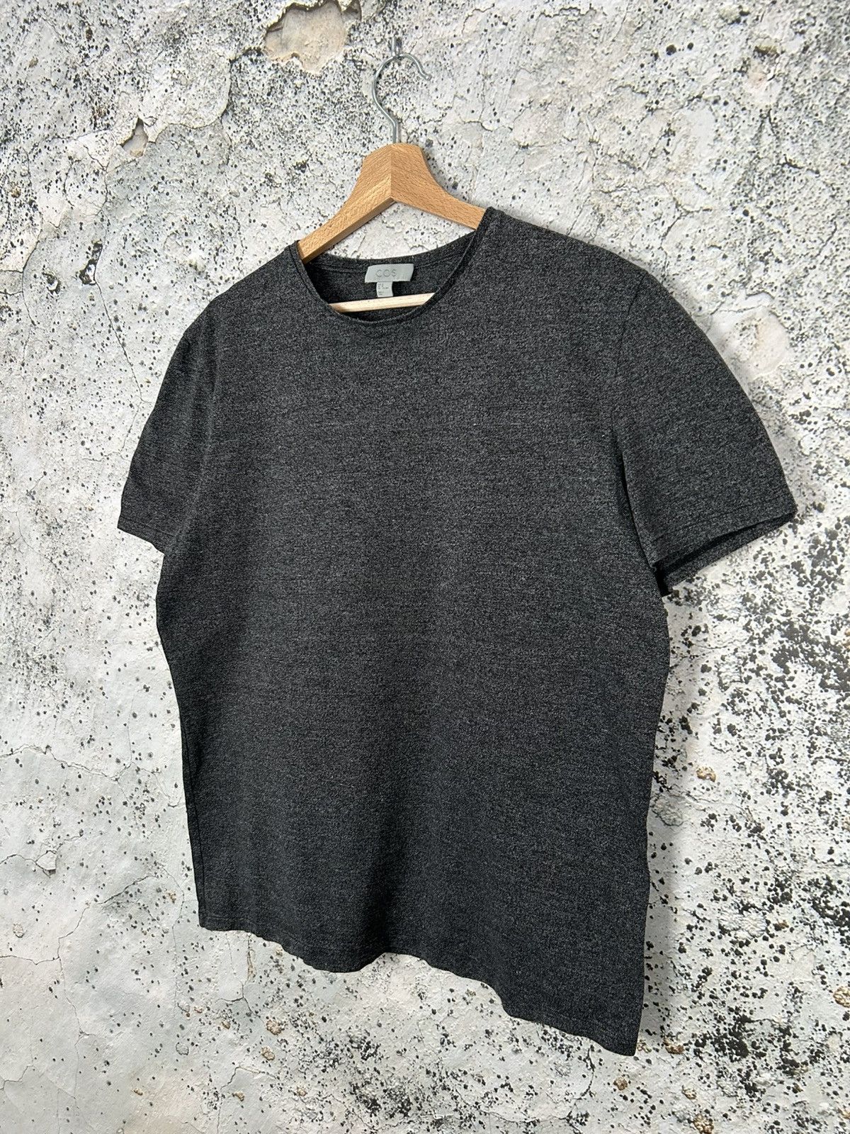Cos COS Avant Garde Designer Basic Minimalist Scandinavia Tee Size US M / EU 48-50 / 2 - 2 Thumbnail