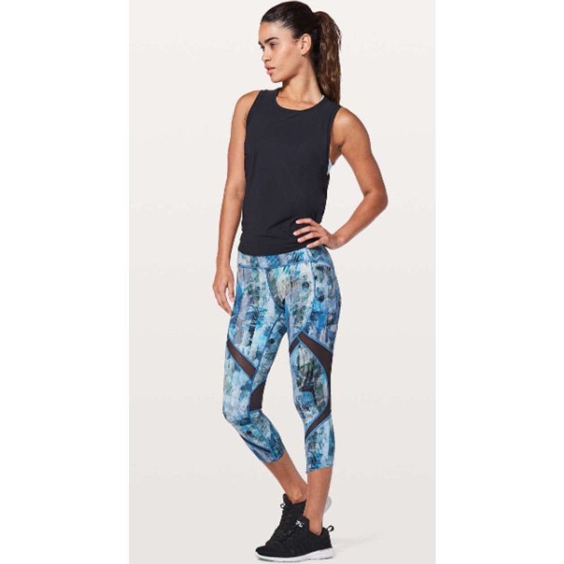 Lululemon Lululemon On Pace Crop *21" Sun Dazed Multi Blue SZ 2 Size 26" / US 2 / IT 38 - 1 Thumbnail
