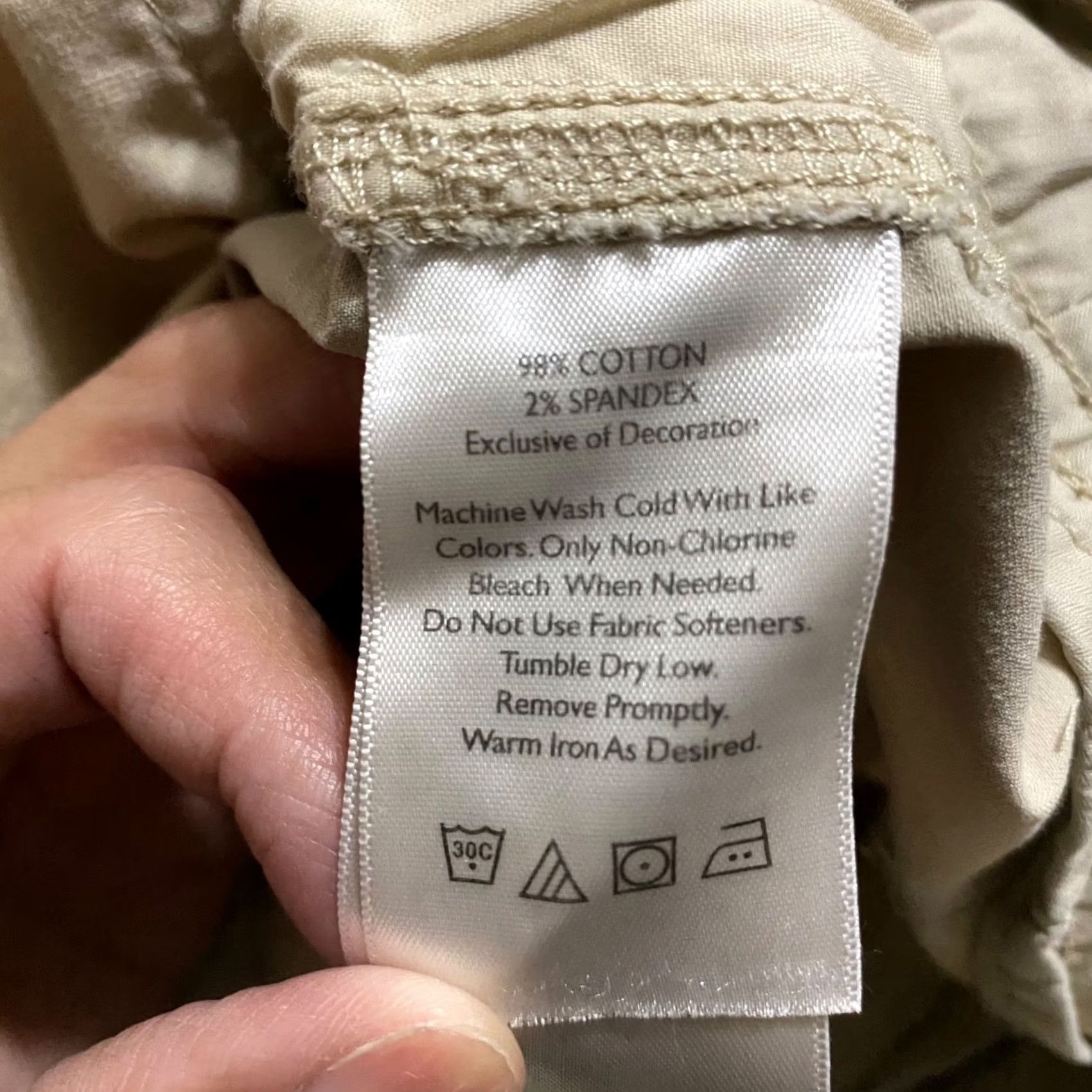 Eddie Bauer Eddie Bauer Shorts Womens sz 6 Khaki Beige Bermuda Outdoor Walking Inseam 7" Size 28" / US 6 / IT 42 - 4 Thumbnail