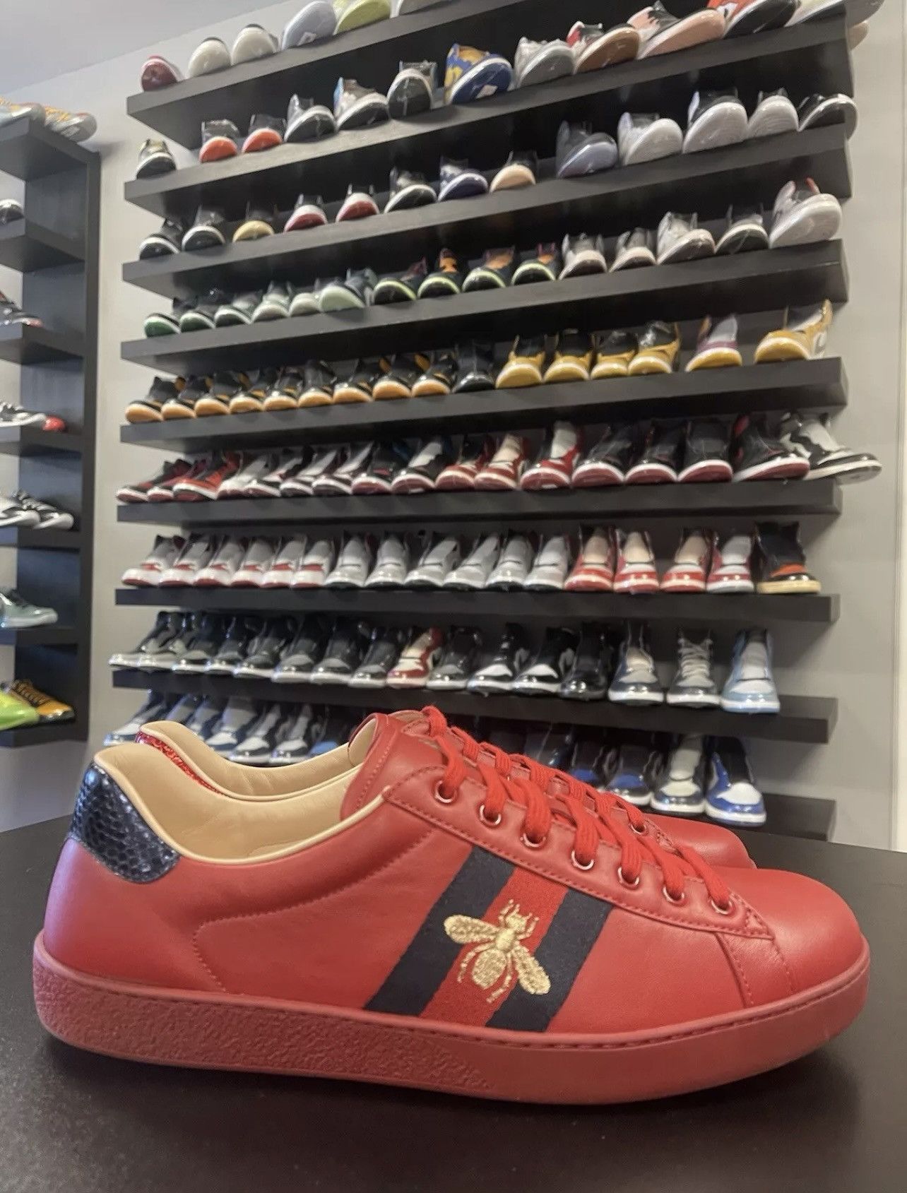 Gucci Size 10.5US/10G - Men's Gucci 429446 Ace Bee Sneakers Gucci Size US 10.5 / EU 43-44 - 3 Thumbnail