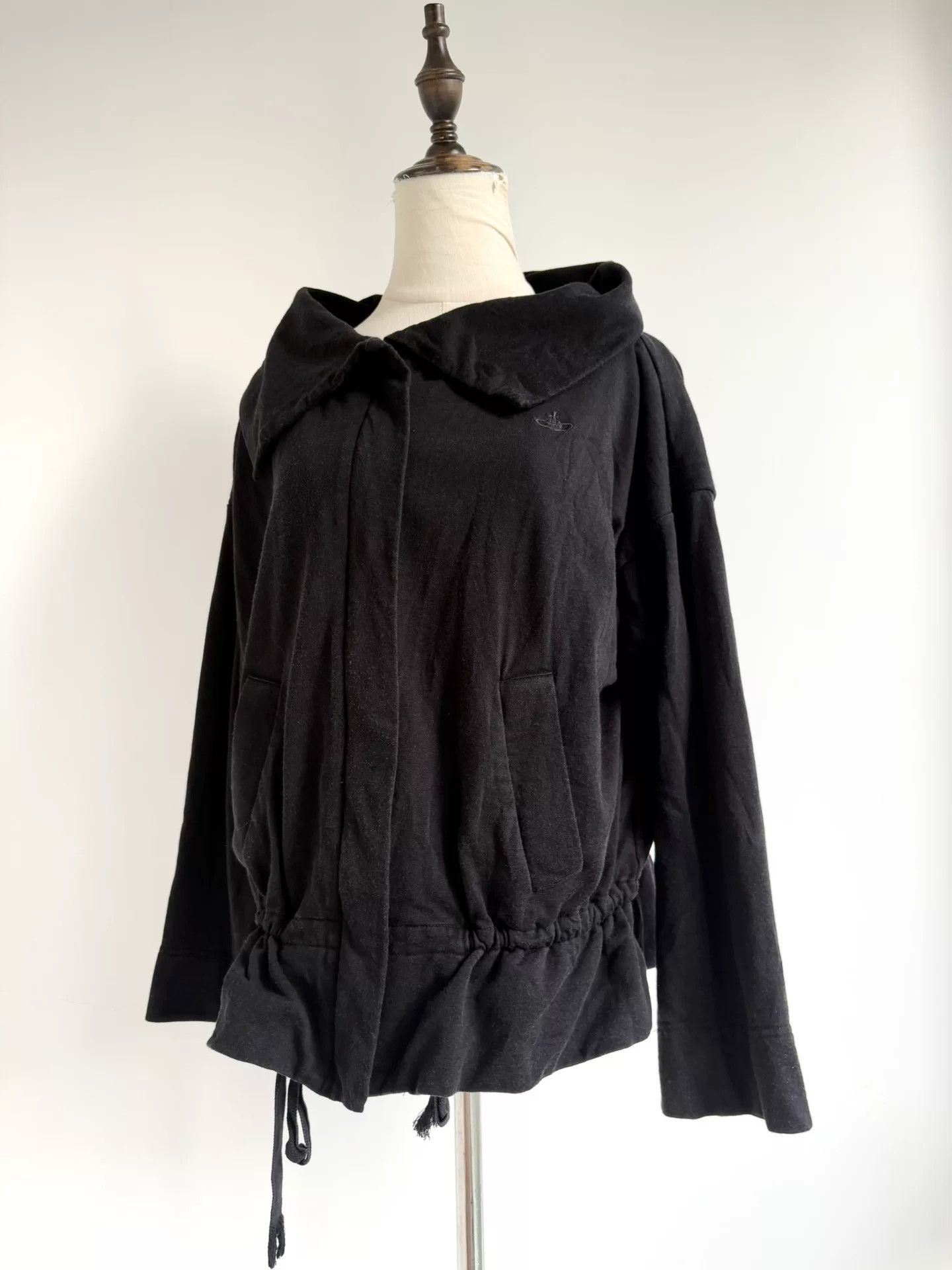 Vivienne Westwood vivienne westwood black saturn jacket Size M / US 6-8 / IT 42-44 - 1 Thumbnail