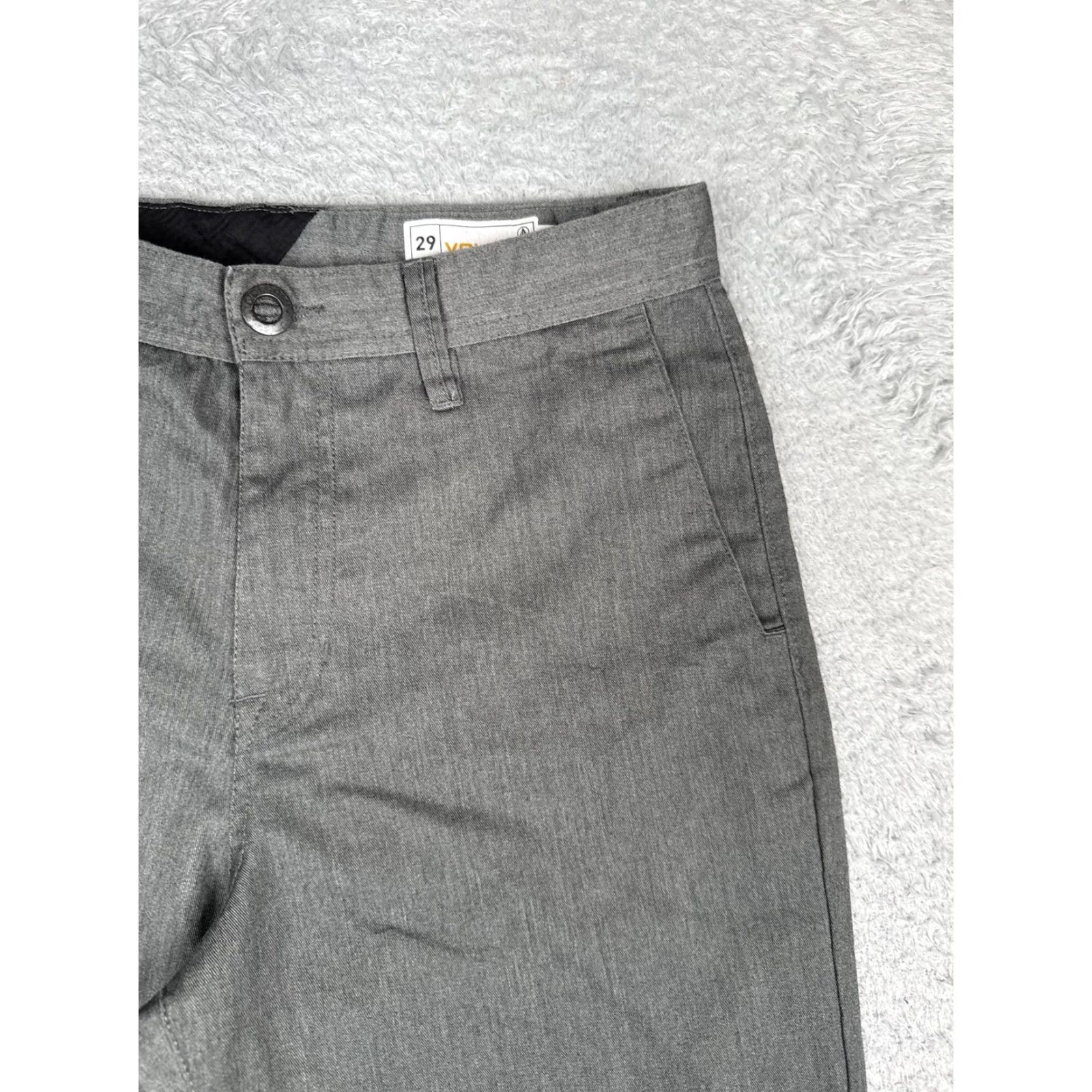 Volcom Volcom Mens Shorts 29 Gray Canvas Chino Flat Front 9 Inseam Casual Summer Wear Size US 29 - 5 Thumbnail