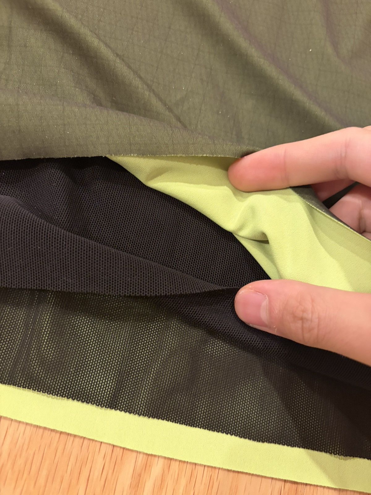 Outlier Outlier Sunwarp Sunline Tank XS Darkyellow Irigrid Green Size US XS / EU 42 / 0 - 4 Thumbnail