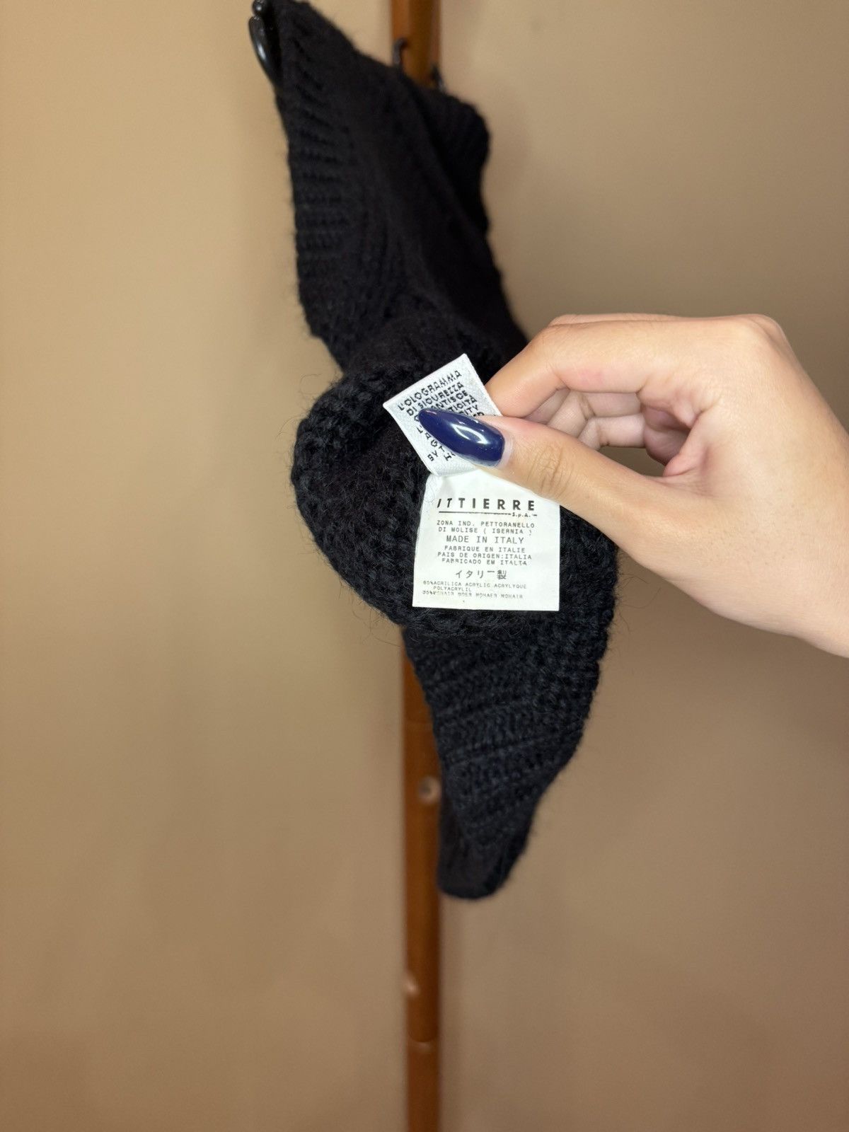 Dolce & Gabbana Dolce & Gabbana knitted turtle neck sweater vest Size XS / US 0-2 / IT 36-38 - 5 Thumbnail