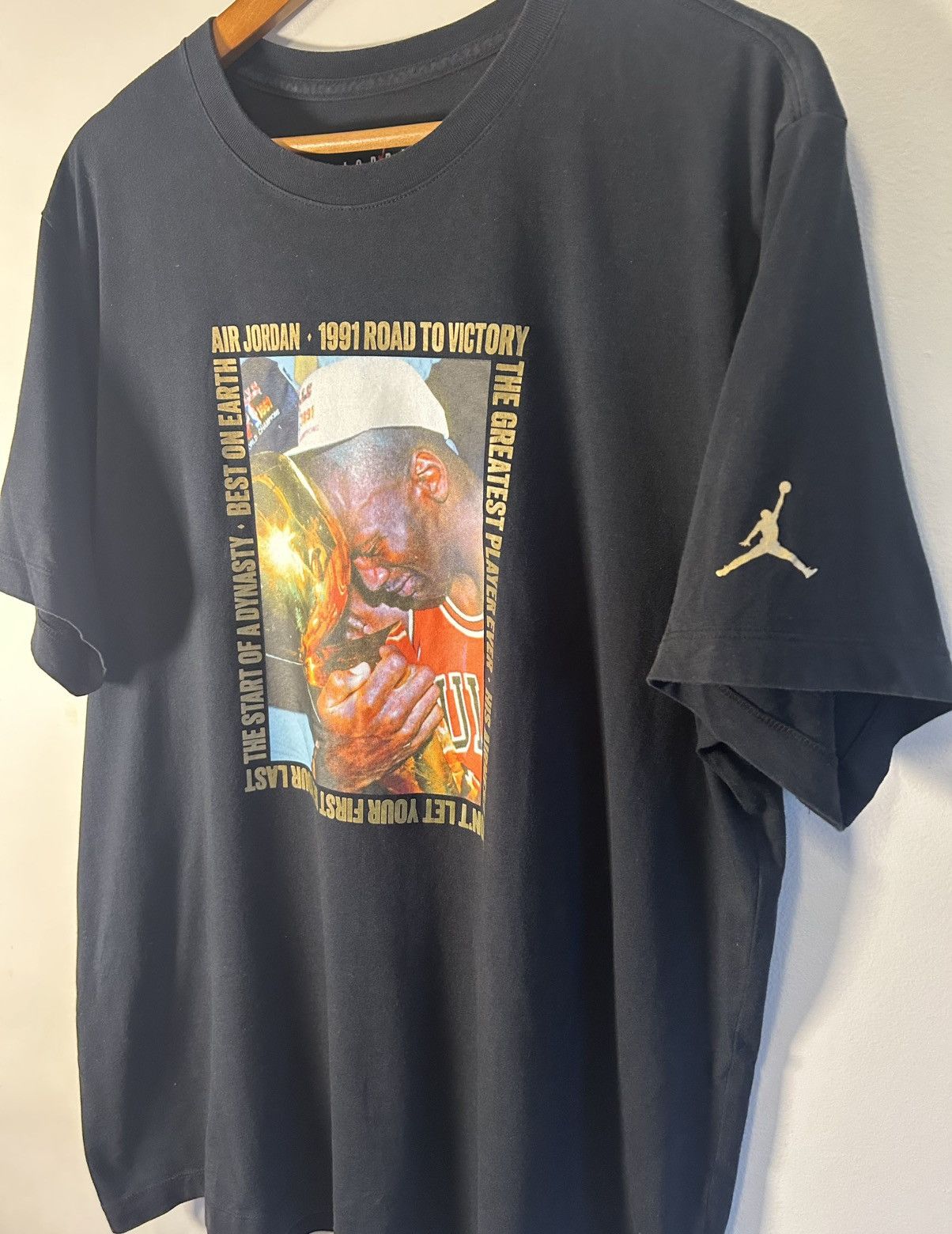 Jordan Brand Air Jordan Shirt Mens XL Black Jumpman 1991 Road To Victory Size US XL / EU 56 / 4 - 4 Thumbnail
