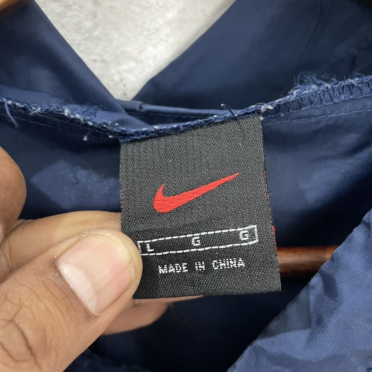 Nike Vintage Y2k Nike Embroidery Logo Jacket Size US XL / EU 56 / 4 - 5 Thumbnail