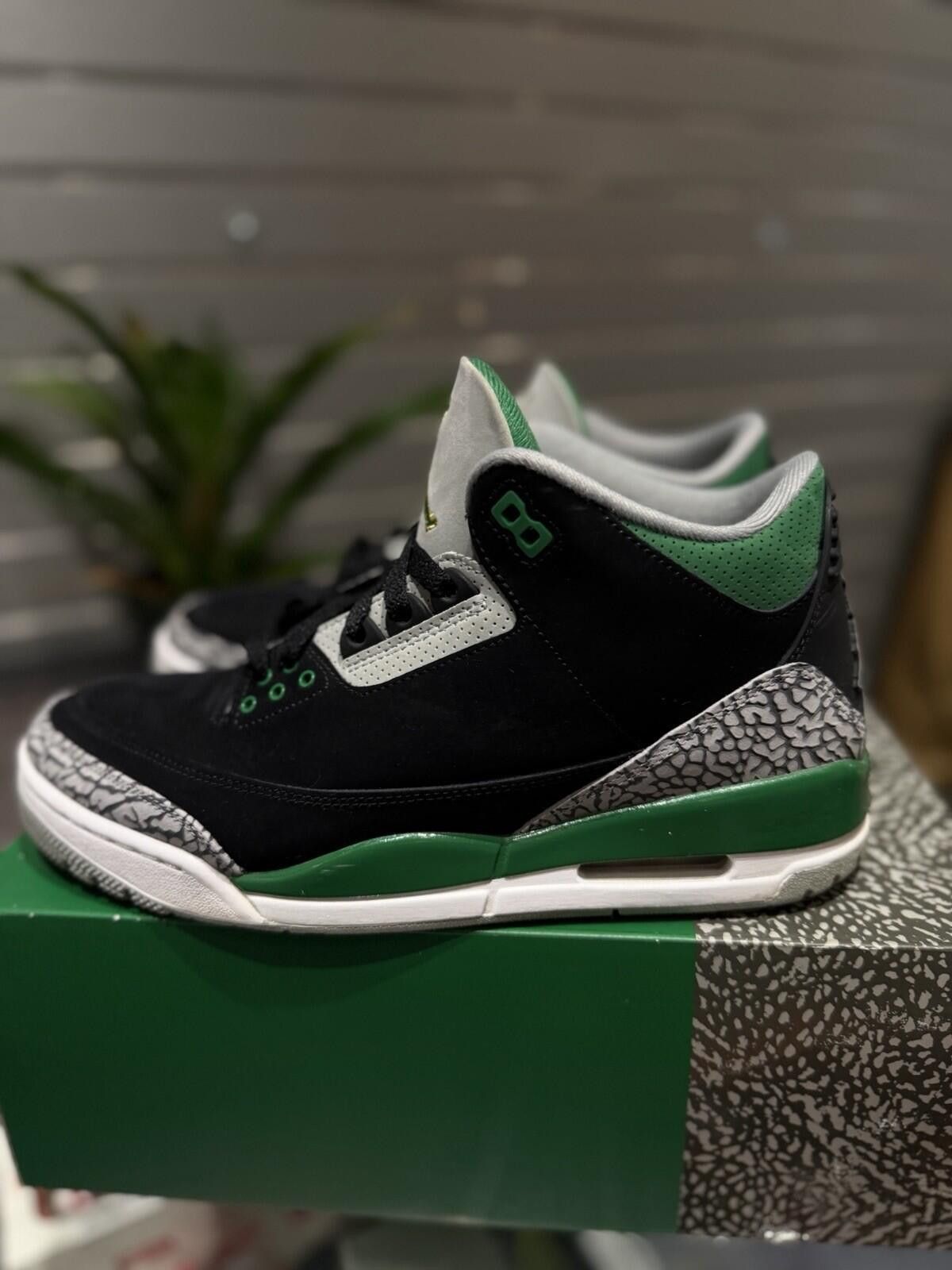 Jordan Brand Air Jordan 3 'Pine Green' Men's Size 10 Pre-owned Sneakers Size US 10 / EU 43 - 5 Thumbnail