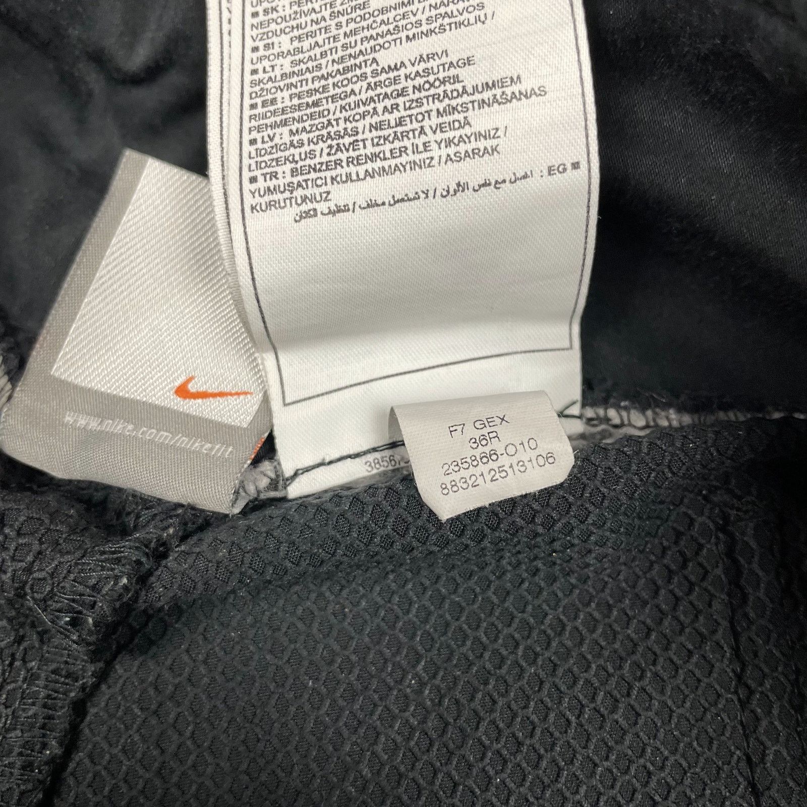 Nike × Vintage Nike Dri Fit Womens Black Lined Flared Wide Leg Sweatpants 8 Size 30" / US 8 / IT 44 - 14 Thumbnail