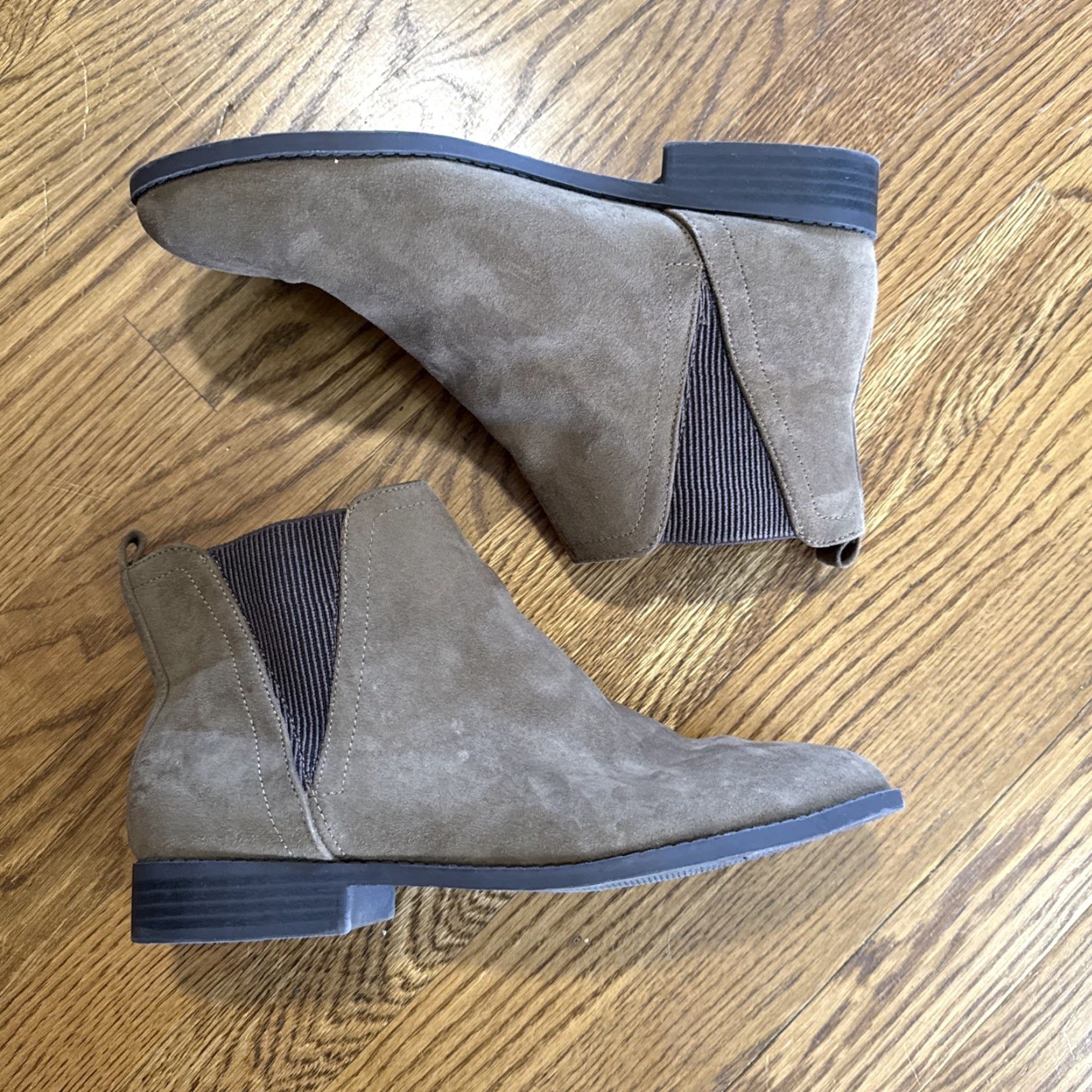 Primark Primark Chelsea Boots 10 Cognac Ankle Booties Vegan Suede Capsule Minimalist Women's Faux Suede Chelsea Boot US 10 Brown Autumn 2020s Size US 10 / IT 40 - 2 Thumbnail
