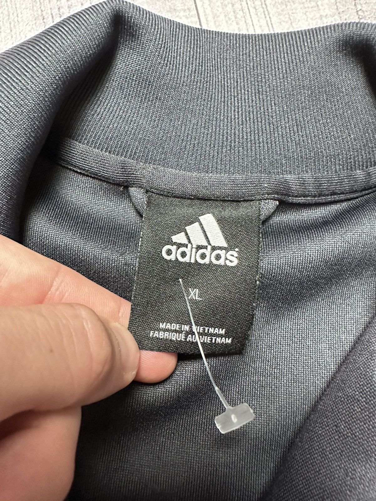 Vintage Vintage adidas Liverpool soccer track jacket monogram logo Size US L / EU 52-54 / 3 - 4 Thumbnail