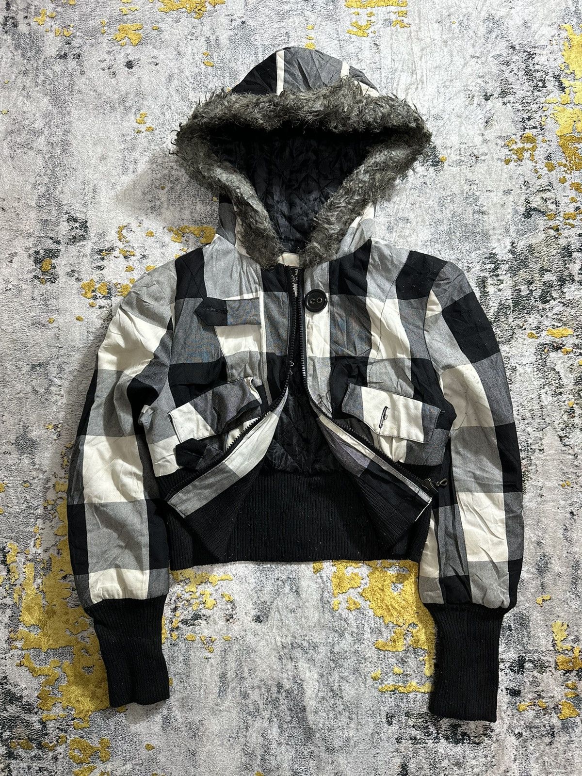 Japanese Brand LGB STYLE CRAZY CROPPED FUR HOODIE ZIP TARTAN JACKET Size S / US 4 / IT 40 - 1 Thumbnail