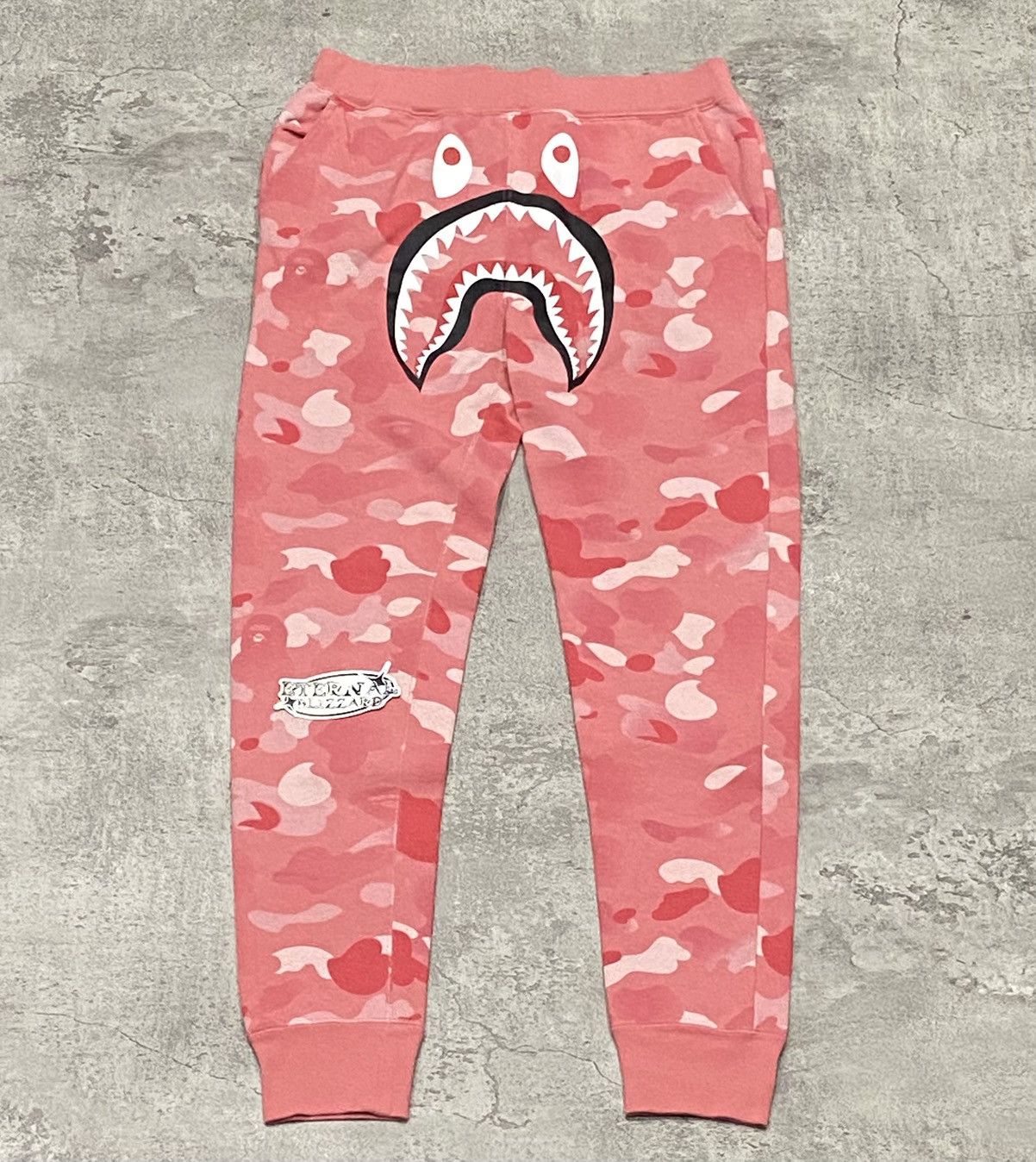 Bape Bape Shark Gradation Camo Ladies Joggers Size 28" / US 6 / IT 42 - 1 Thumbnail