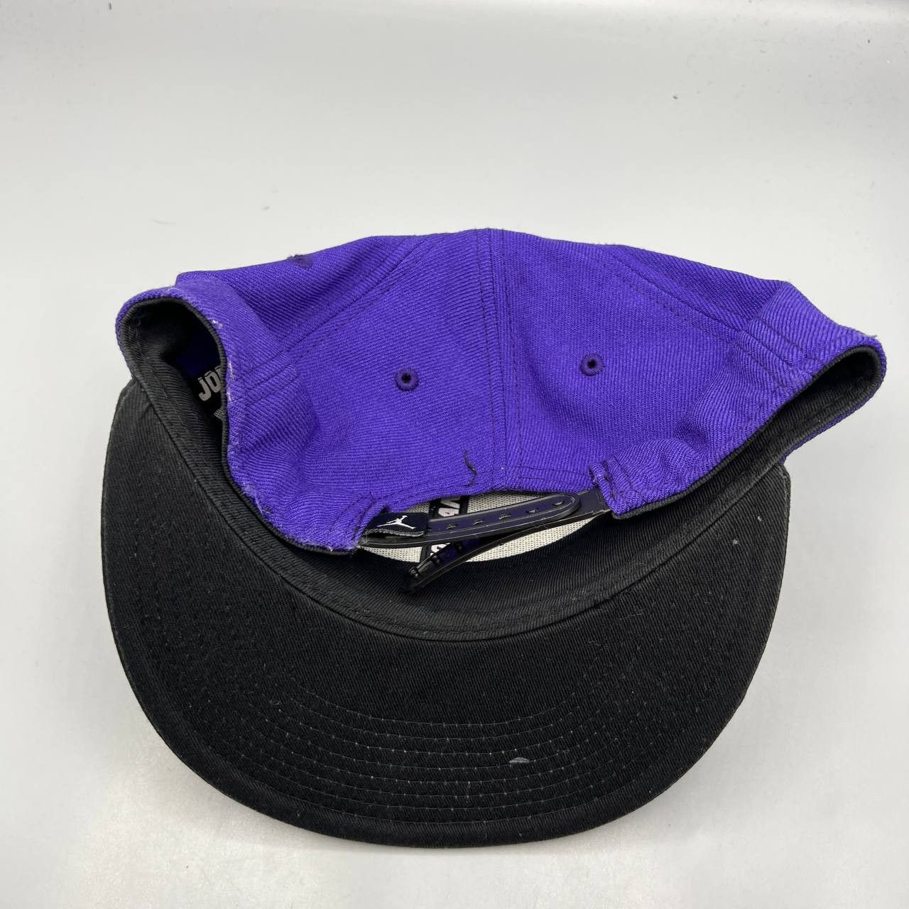 Jordan Brand Air Jordan True Hat Men Embroidered Jumpman Snap Back Cap Size ONE SIZE - 7 Thumbnail