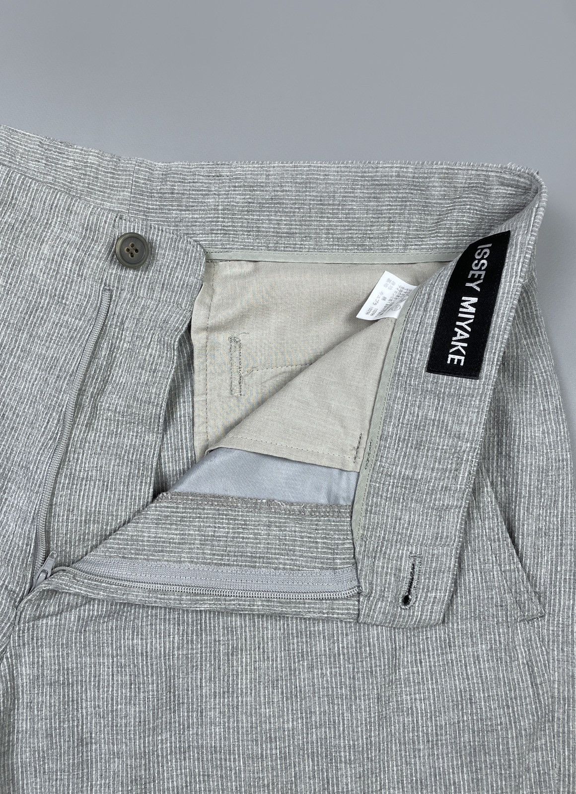Issey Miyake Men’s AW91 ISSEY MIYAKE Seersucker Striped Grey Pants Size 3 Size US 30 / EU 46 - 9 Thumbnail